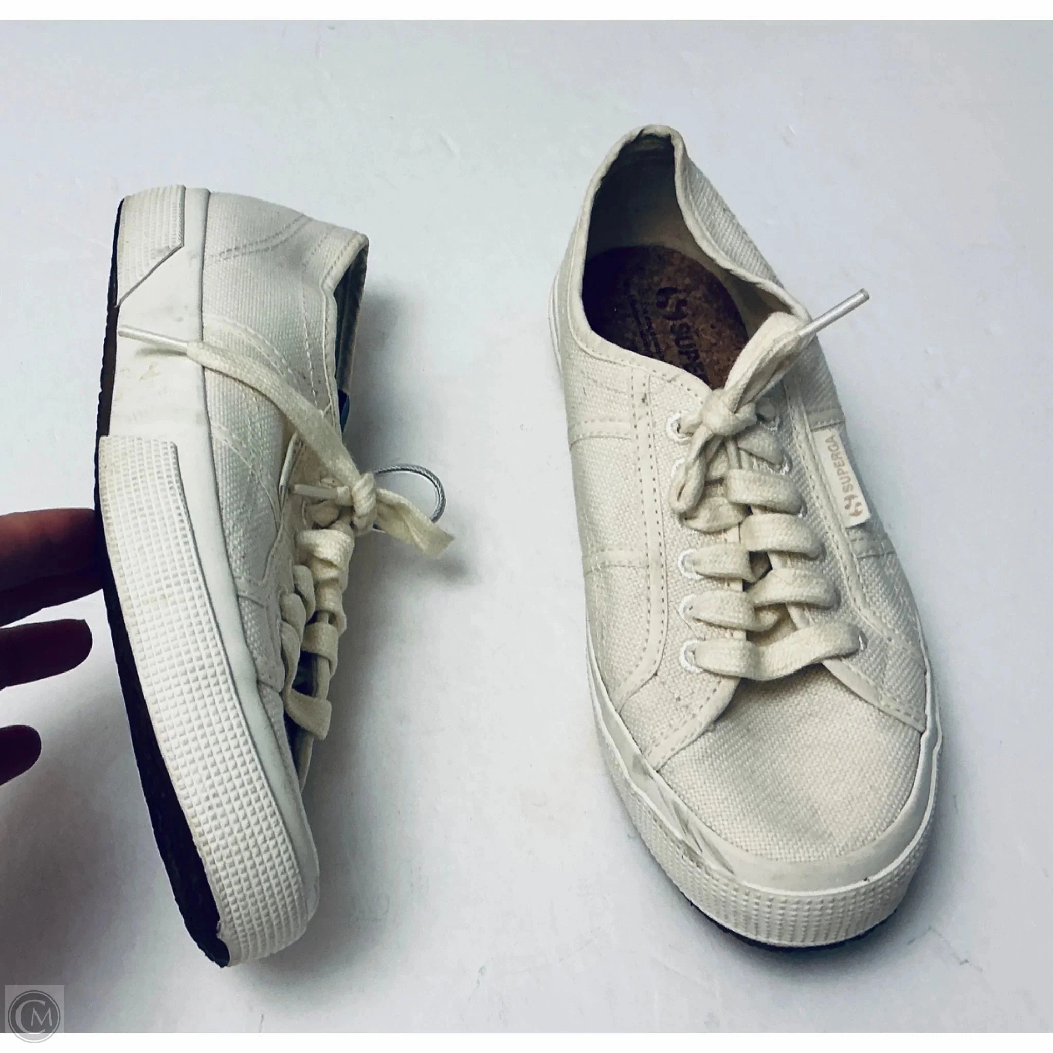 Auxetic Material Construction Shoes Sneakers By Clothes Mentor In White, Size: 6