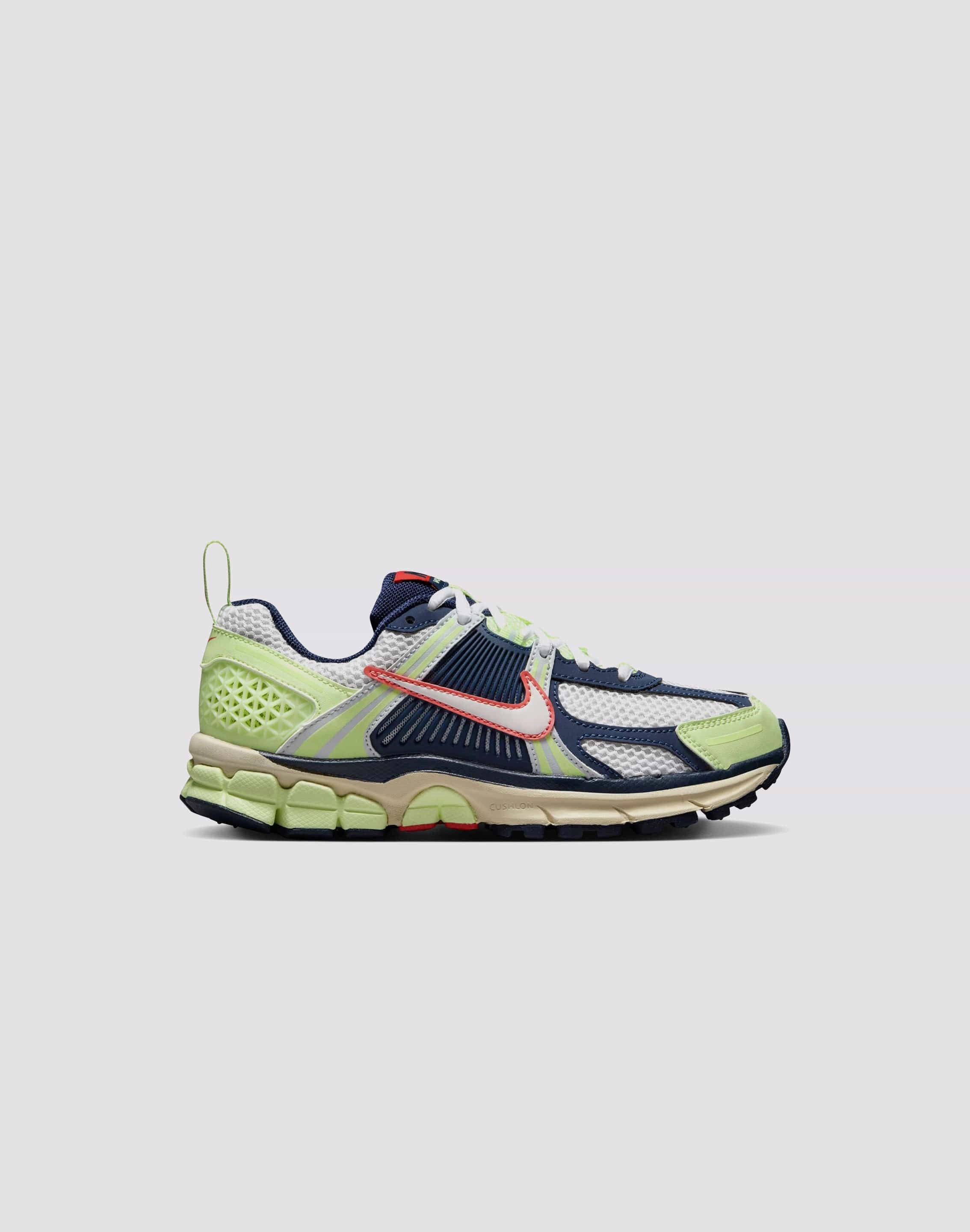 Nike Vomero 5 Grade-School Hyper Elastic Response