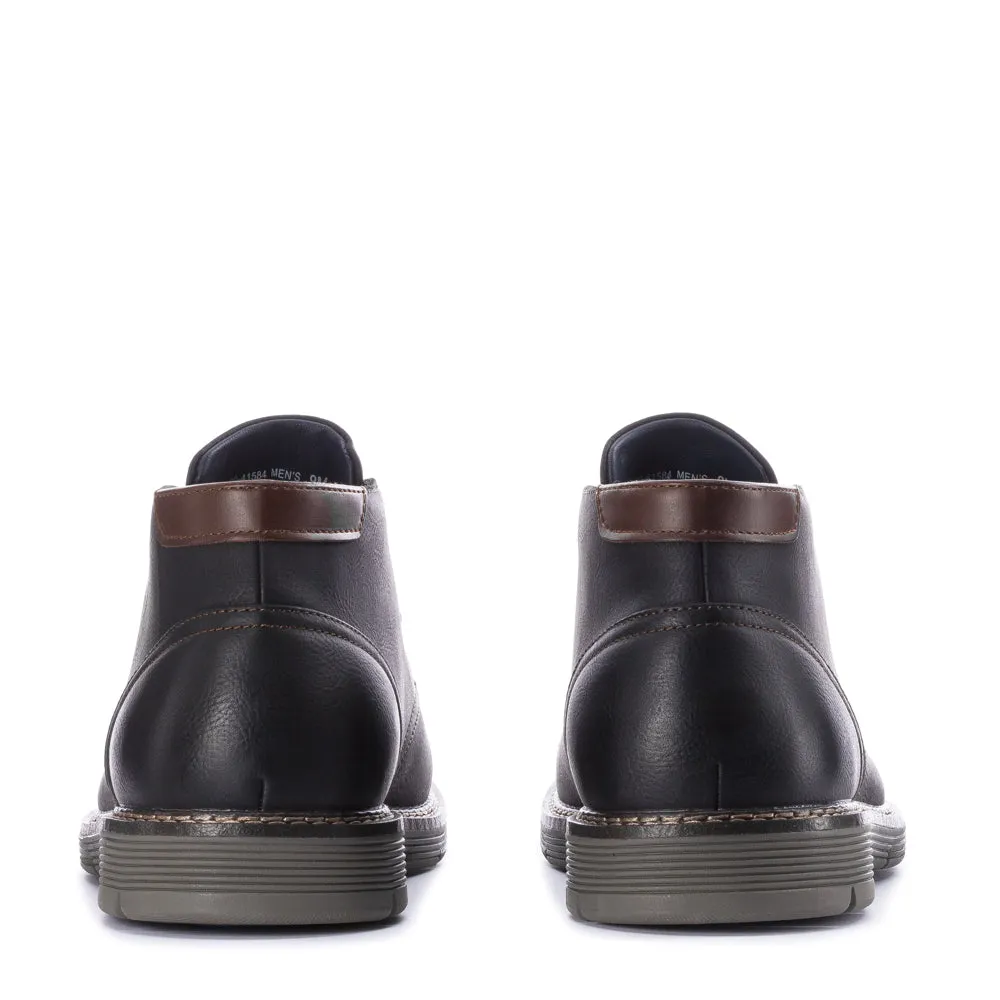 Comfortable Design Features Esmond - Mens