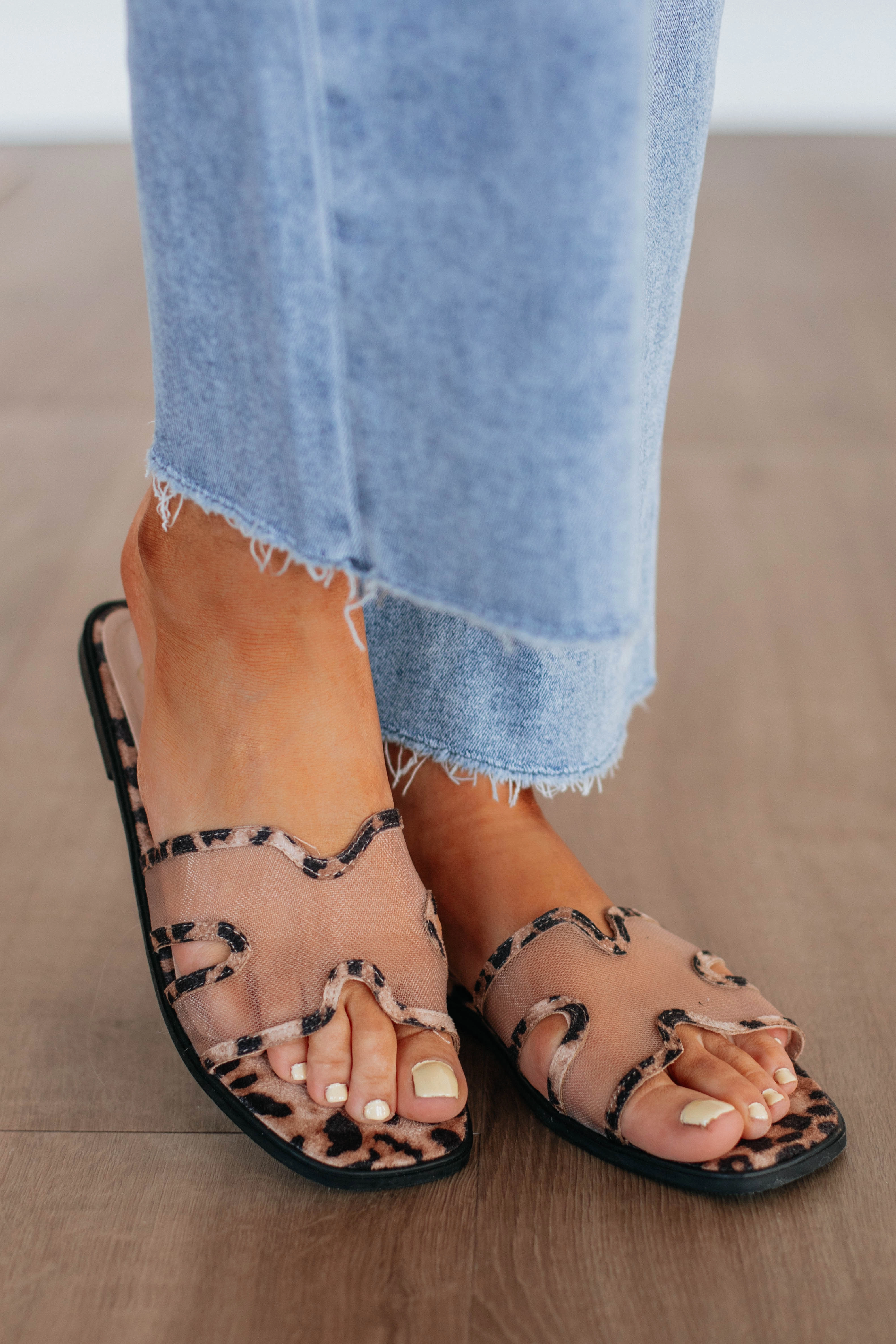 Just Can't Resist Sandals Cool Tone Reinforced toe box