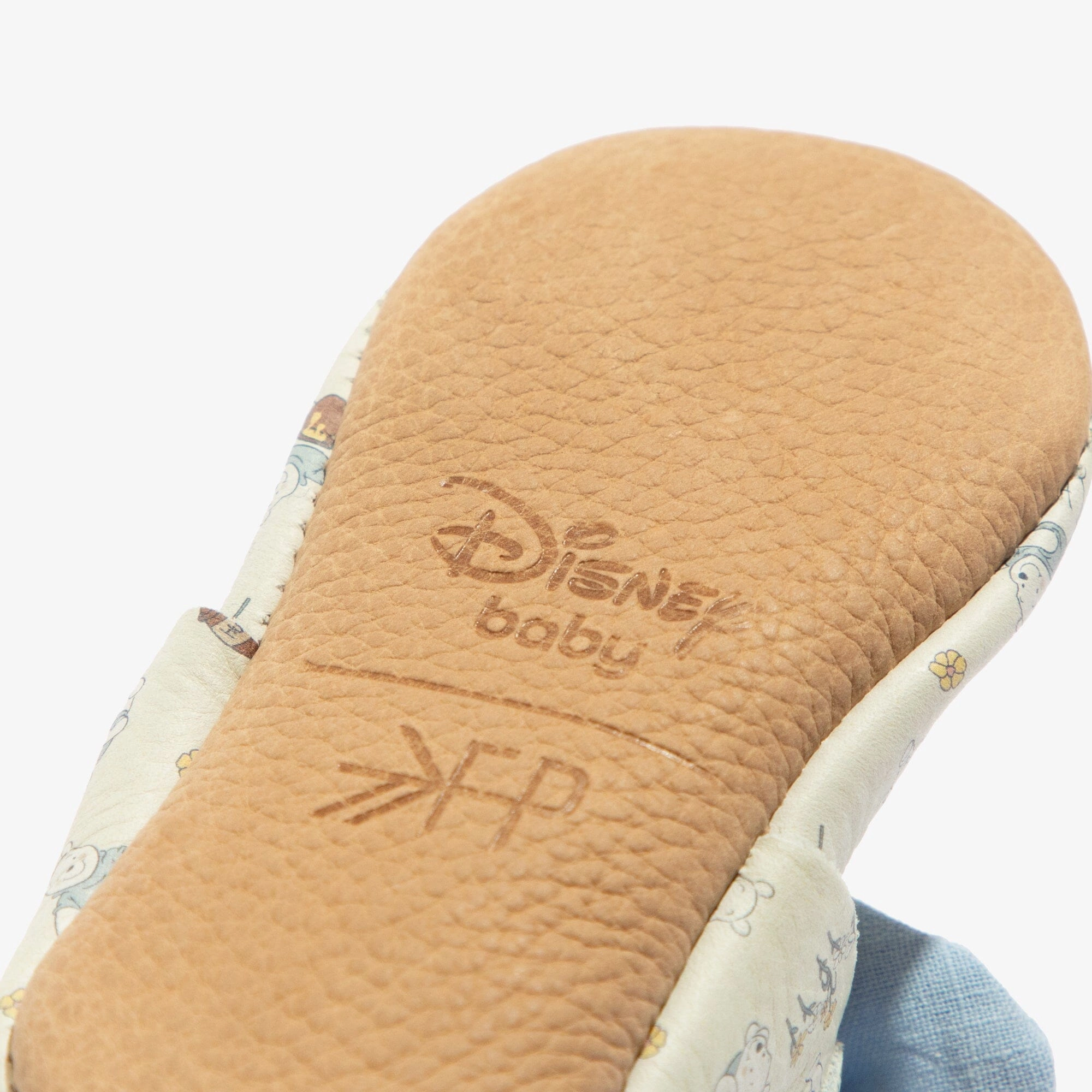 Disney Pooh Bear Linen Knotted Bow Baby Shoe Durable kids' shoes Lightweight Design