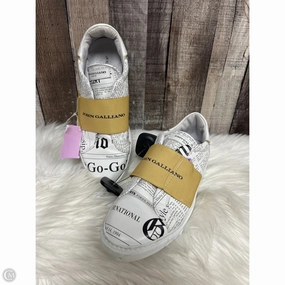 Ultra-soft comfort Shoes Sneakers By Cmb In Black & White, Size: 9