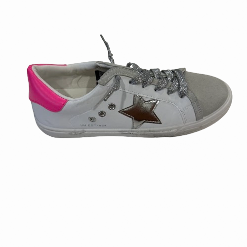 City Routine Shoes Sneakers By Vintage Havana In White, Size:7.5