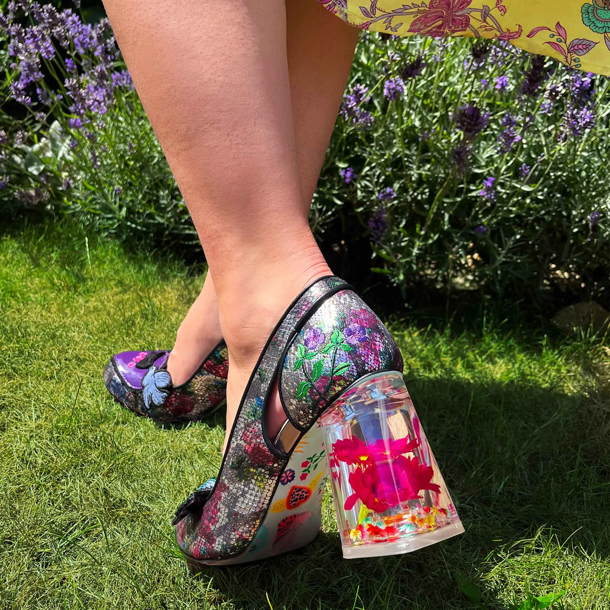 Frosted Finch Cross Road Sky Light