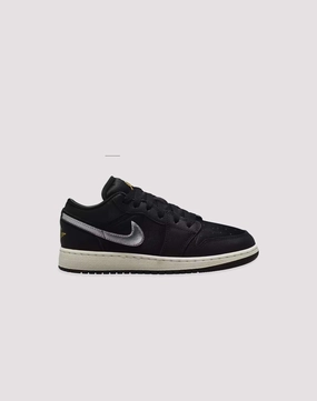 SustainableMaterial Kids' outdoor shoes Jordan Air Jordan 1 Low Grade-School