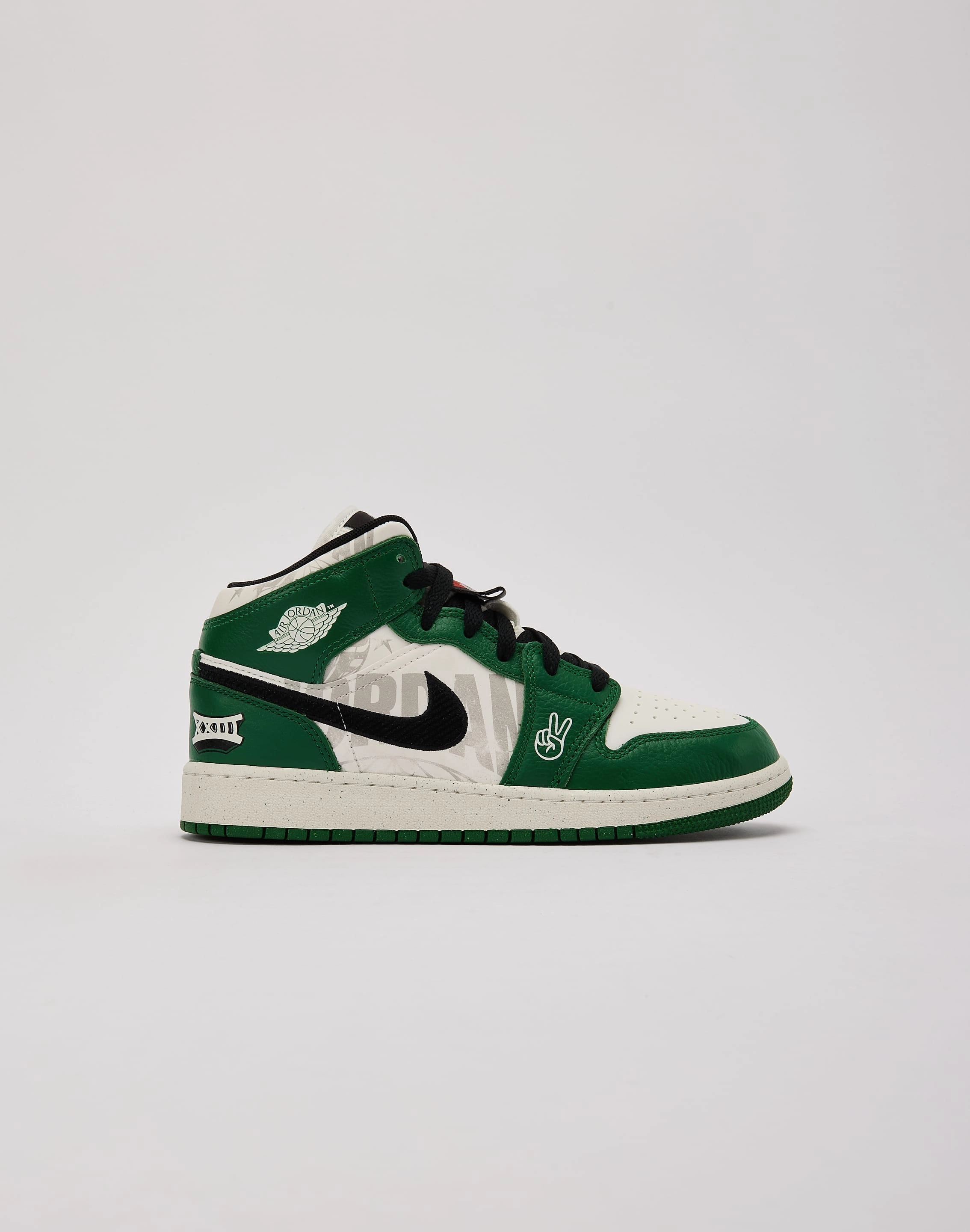 Jordan Air Jordan 1 Mid SE Grade-School Abrasion resistant