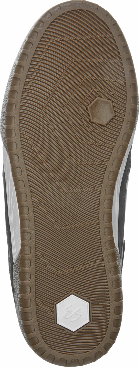 Quattro Non Slip Tread