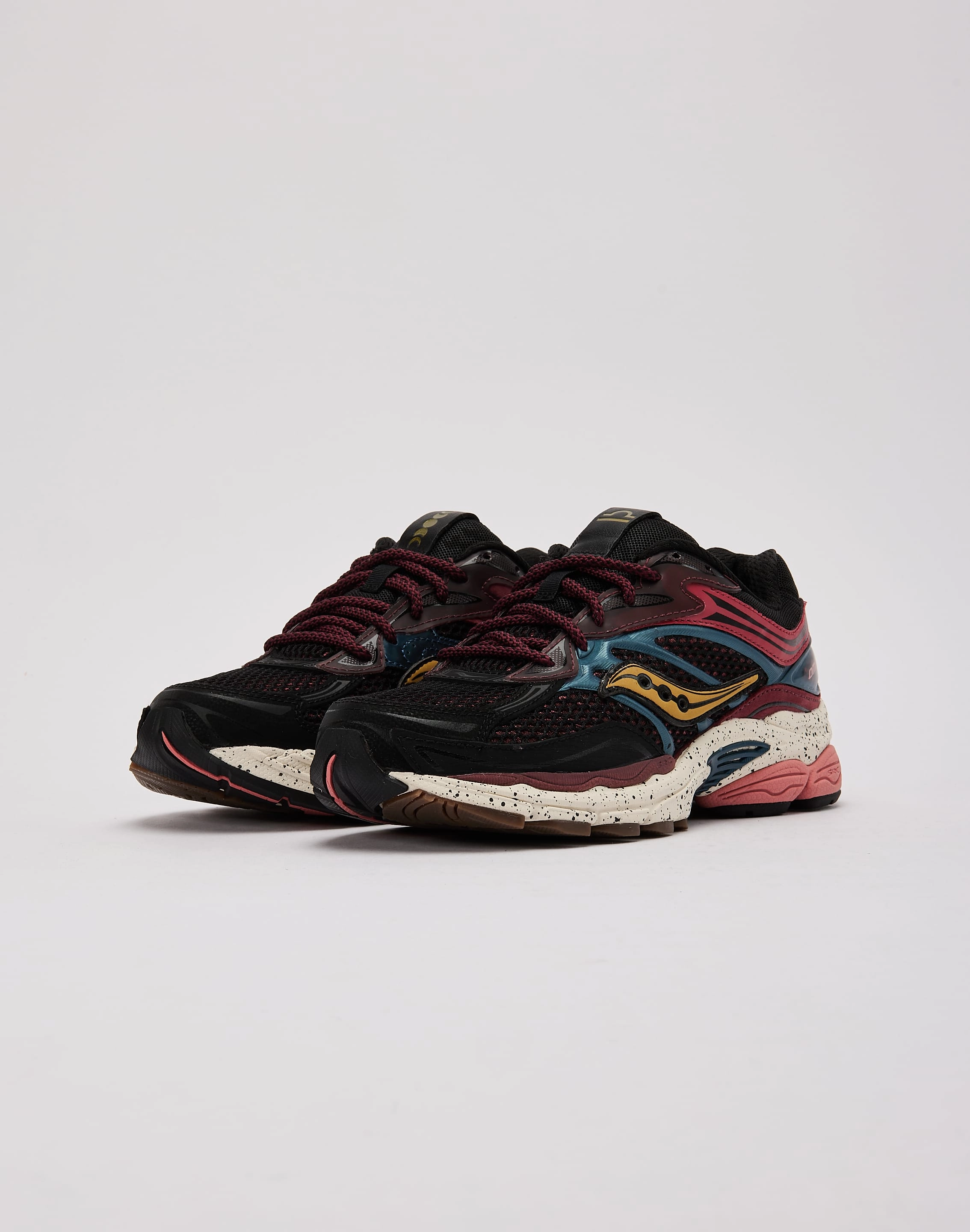 Unibody Shell Structure Saucony ProGrid Omni 9 Grade-School