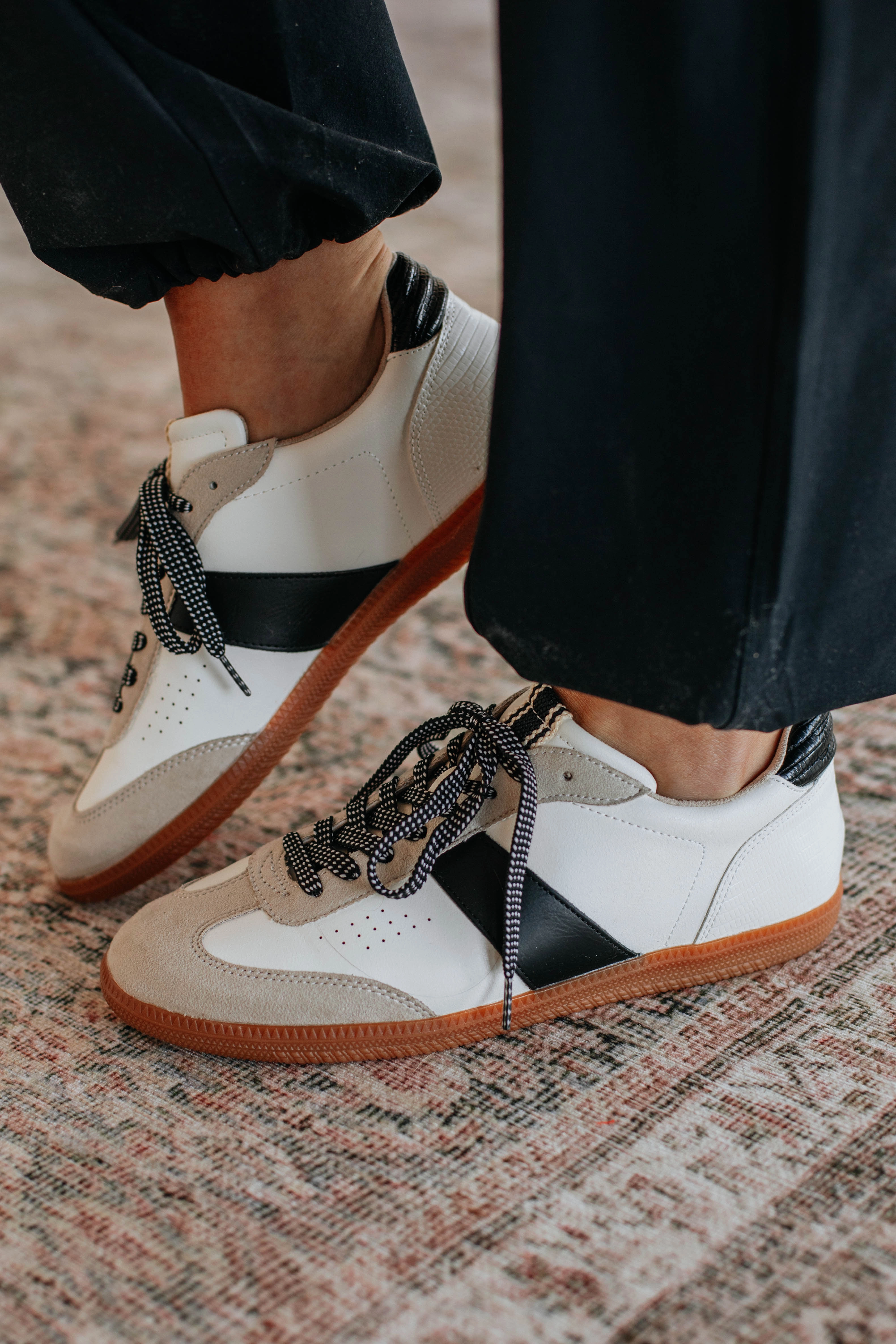 Form Ease Flexible Arch Support Get Your Trend On Sneakers