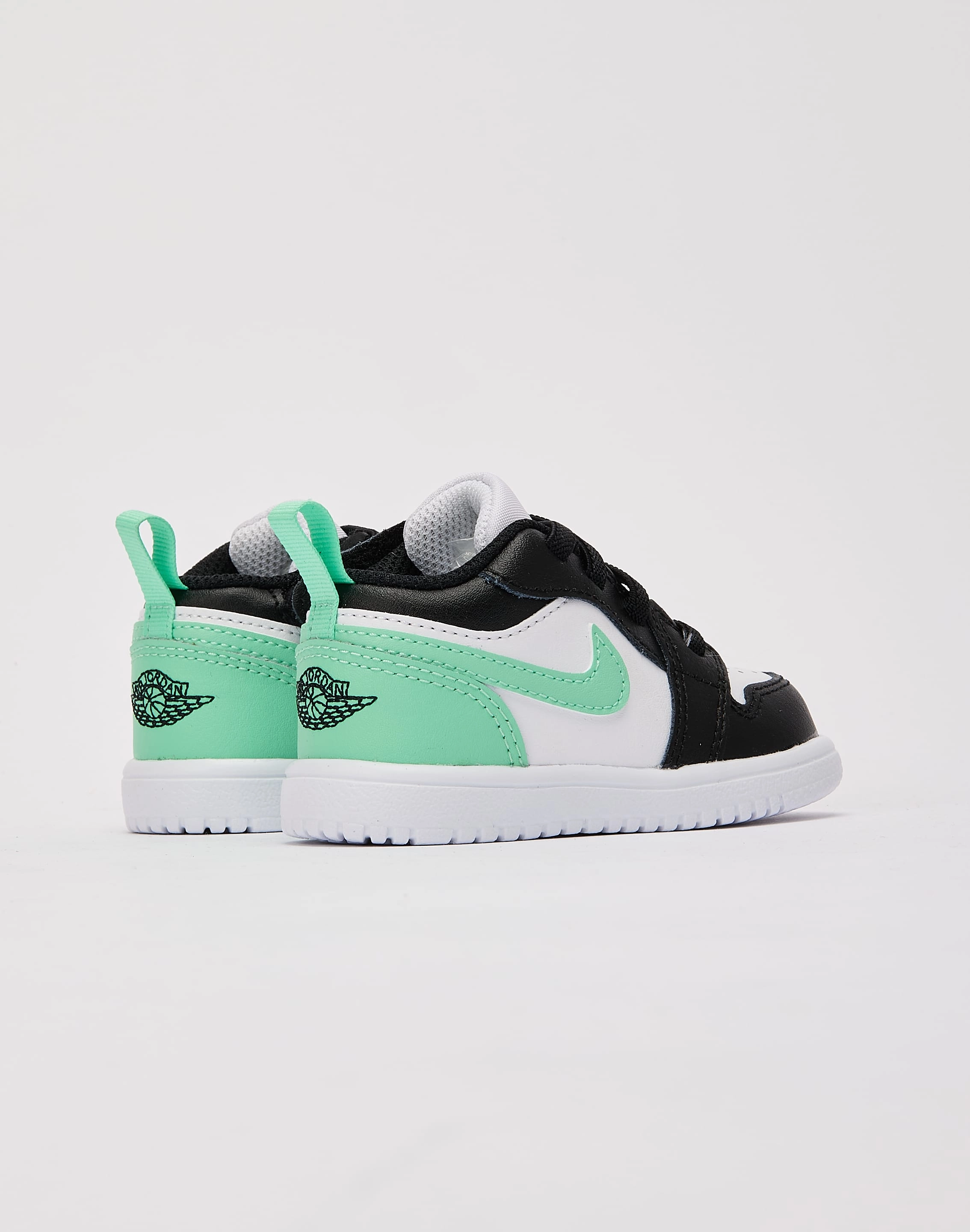 Adjustable - strap kids' shoes Smooth Surface Jordan Air Jordan 1 Low Alt Toddler