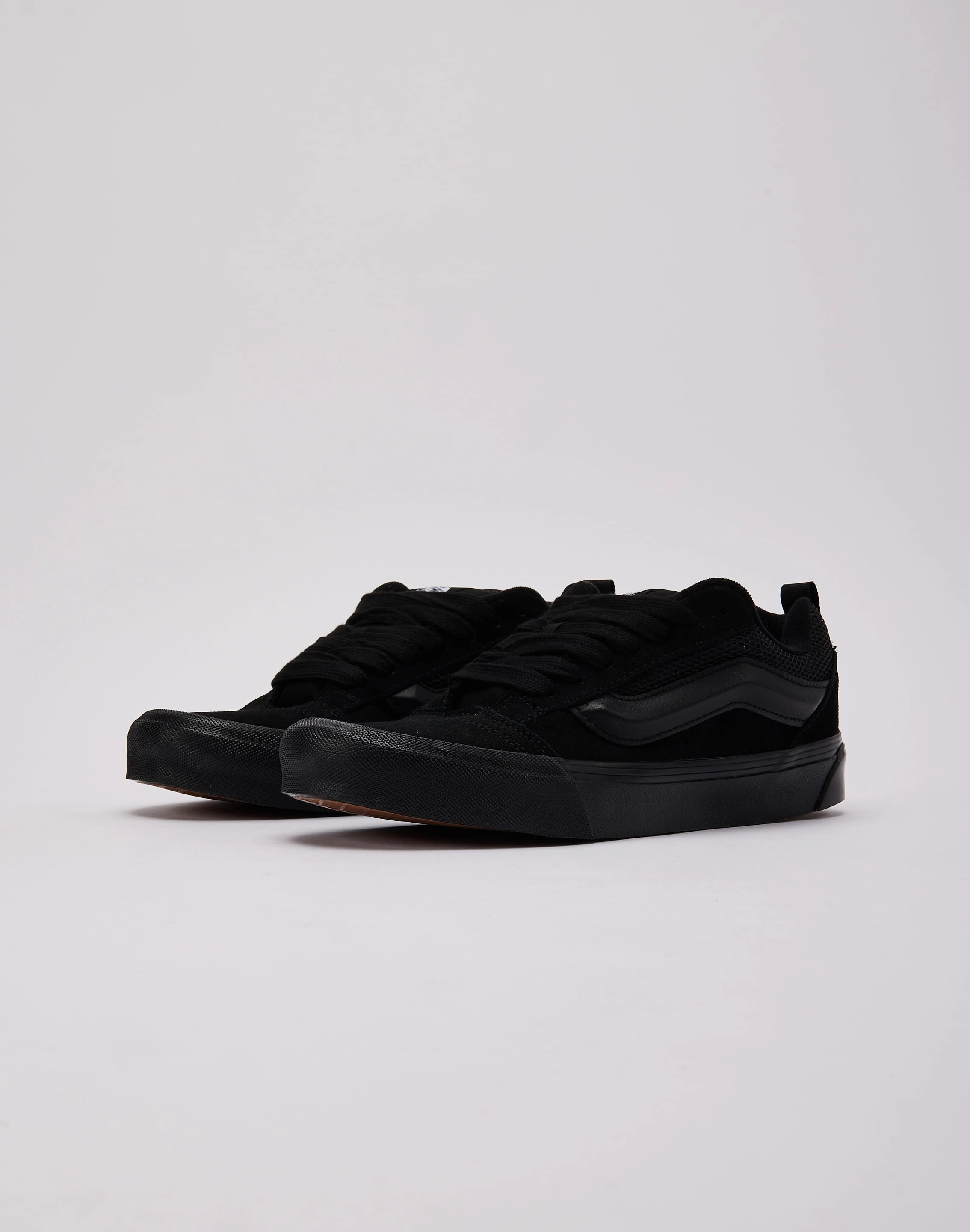 Dry Fast Minimalist Aesthetic Design Vans Knu Skool