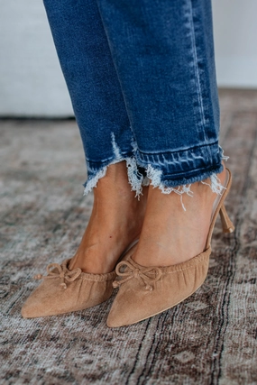 Fitness Vibe Dream Path Keep Me Posted Heels - Sand