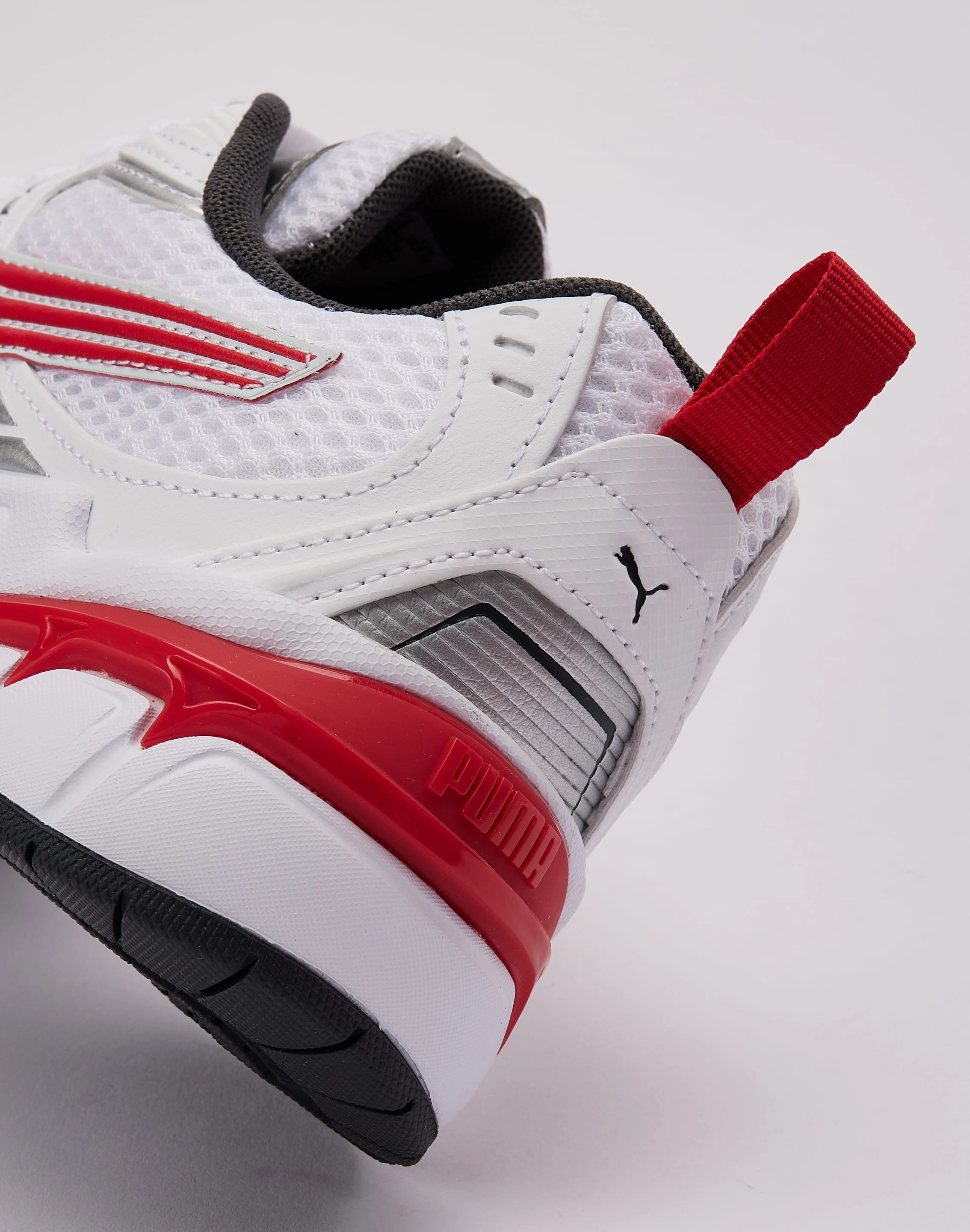 Puma Milenio Tech 2000 Grade-School Stretch Woven Collar Shock Resistant