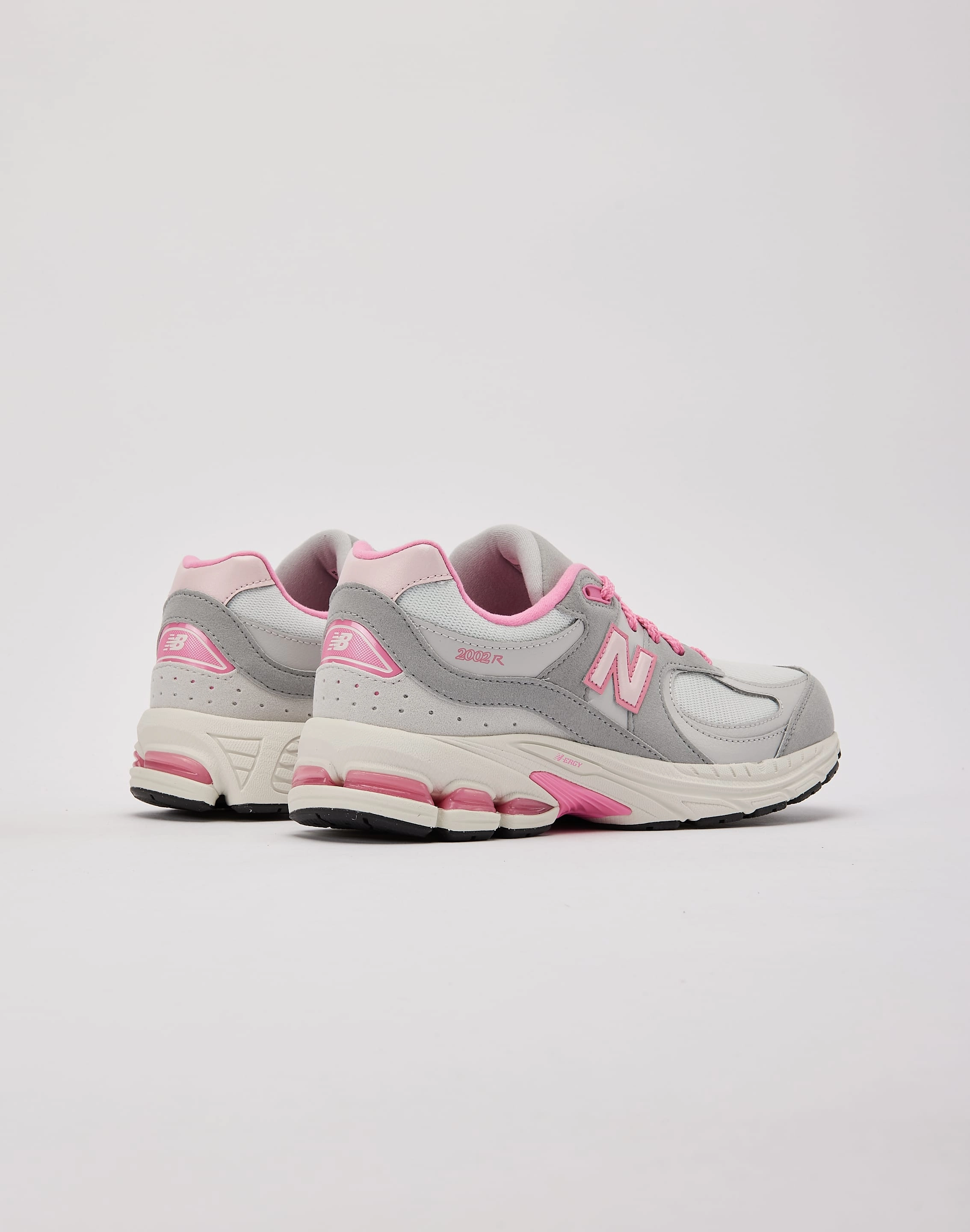 Elite Superior Grip New Balance 2002R Grade-School