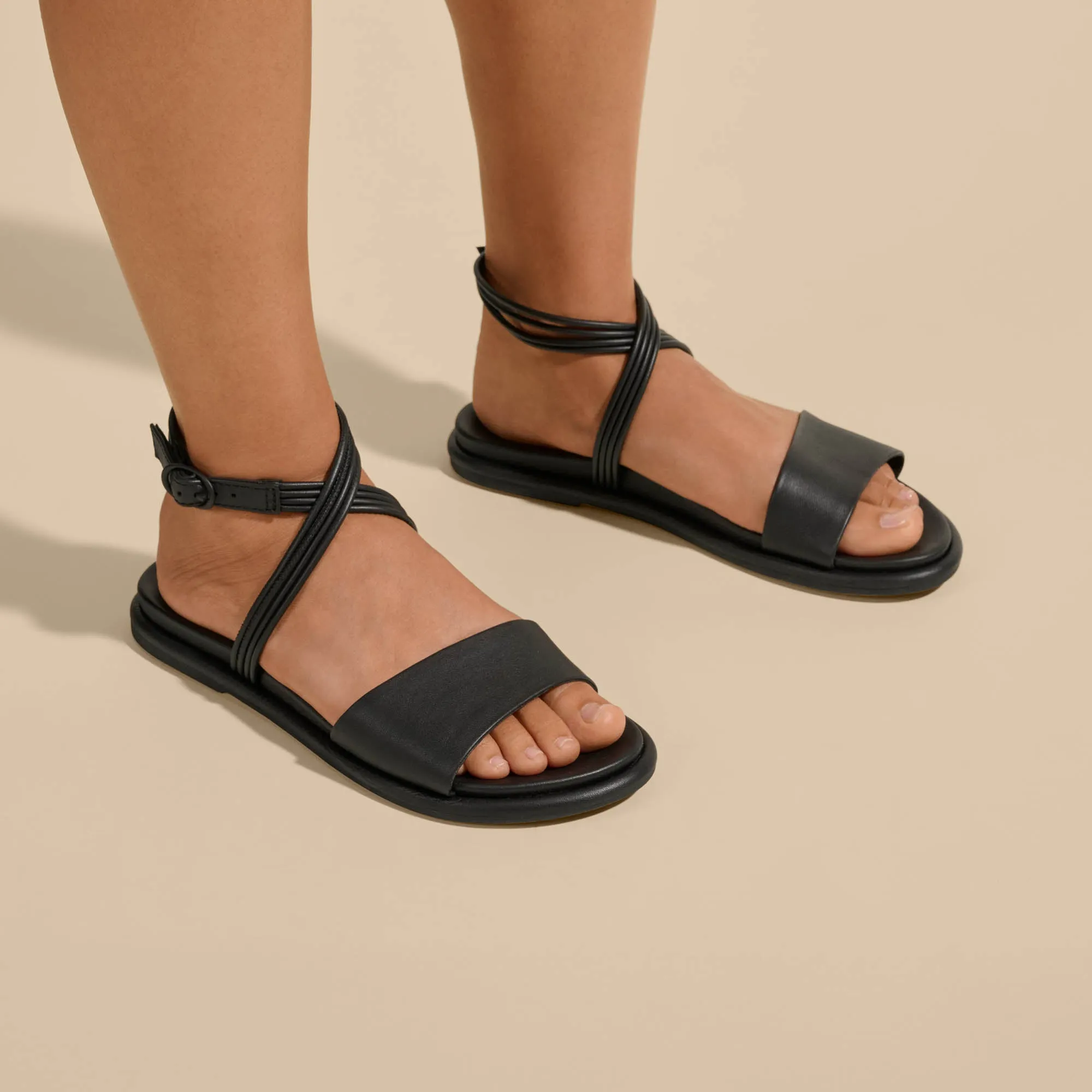 Slip On Tiare Wrap - Black