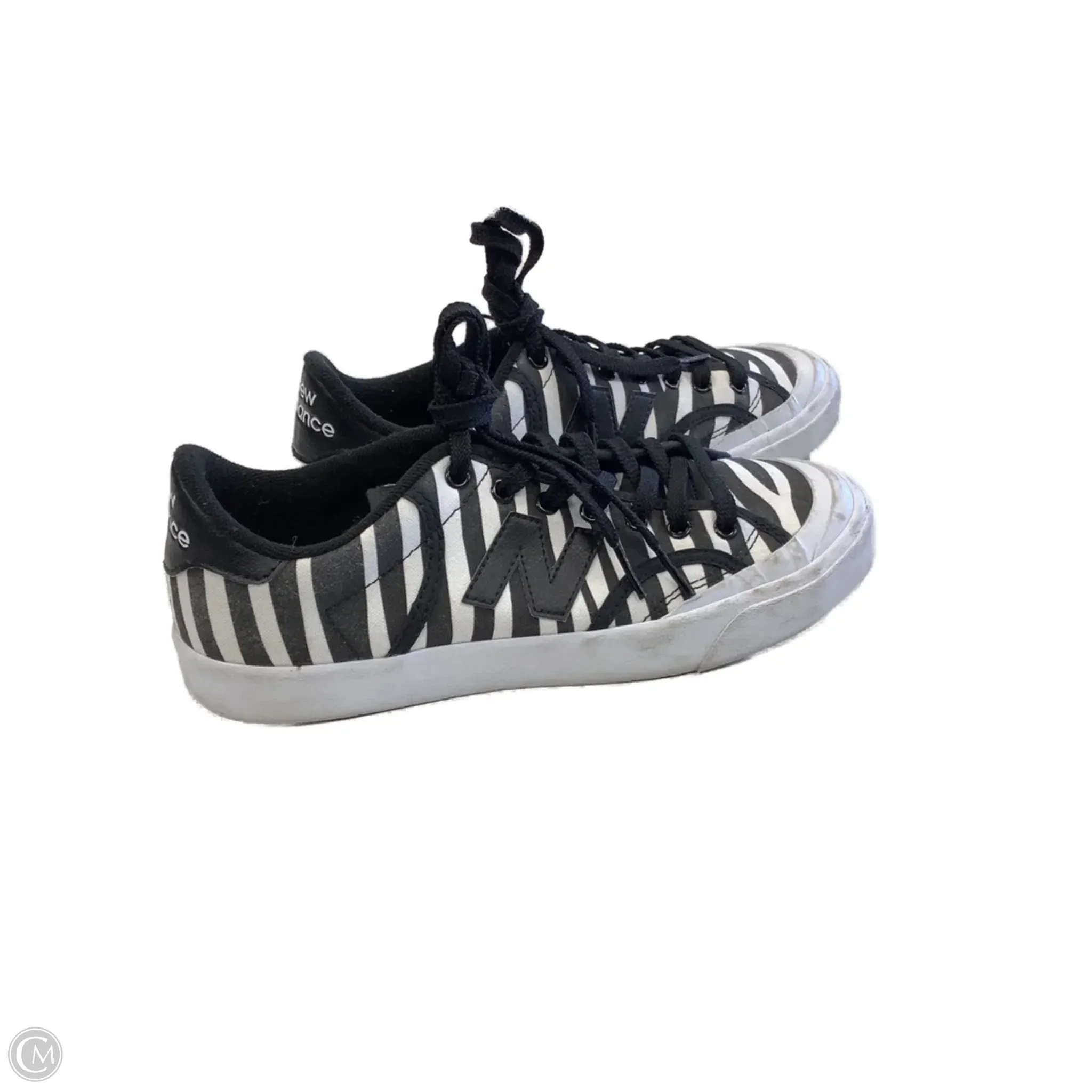 Shoes Sneakers By New Balance In Black & White, Size: 7 Adaptive Flex Grooves