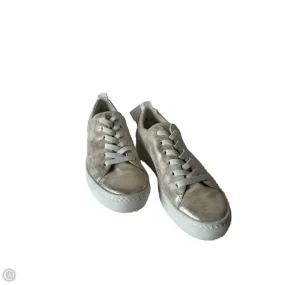 Shoes Sneakers By Paul Green In Gold & White, Size: 7 Jump High
