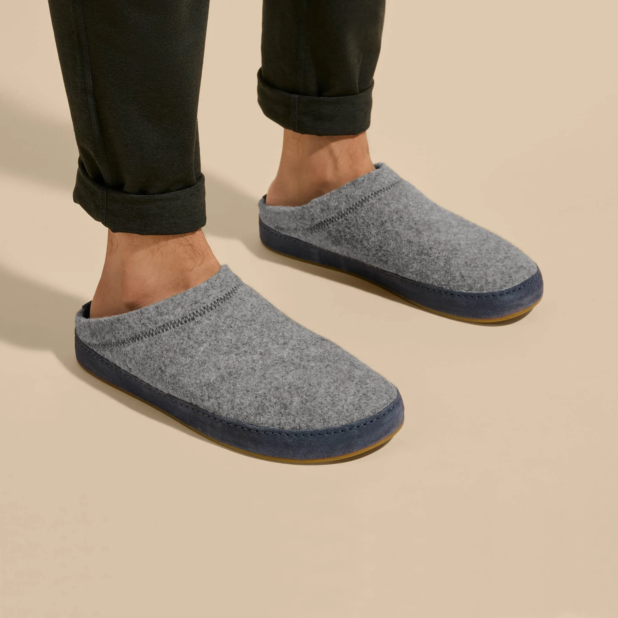 Hmani Hulu - Graphite / Trench Blue Cushioned Ankle