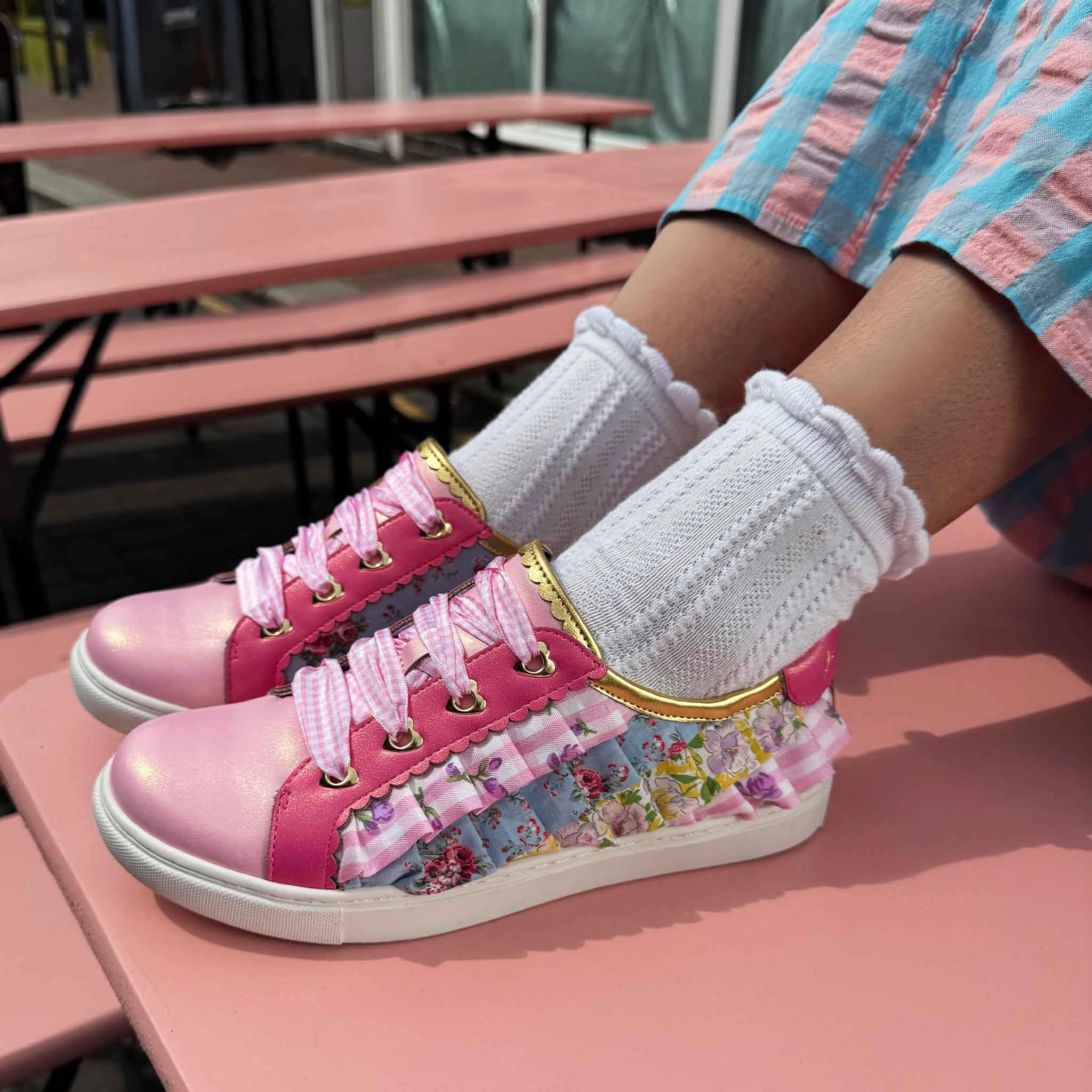 Bay Glow Star Camp Hot Like Honey