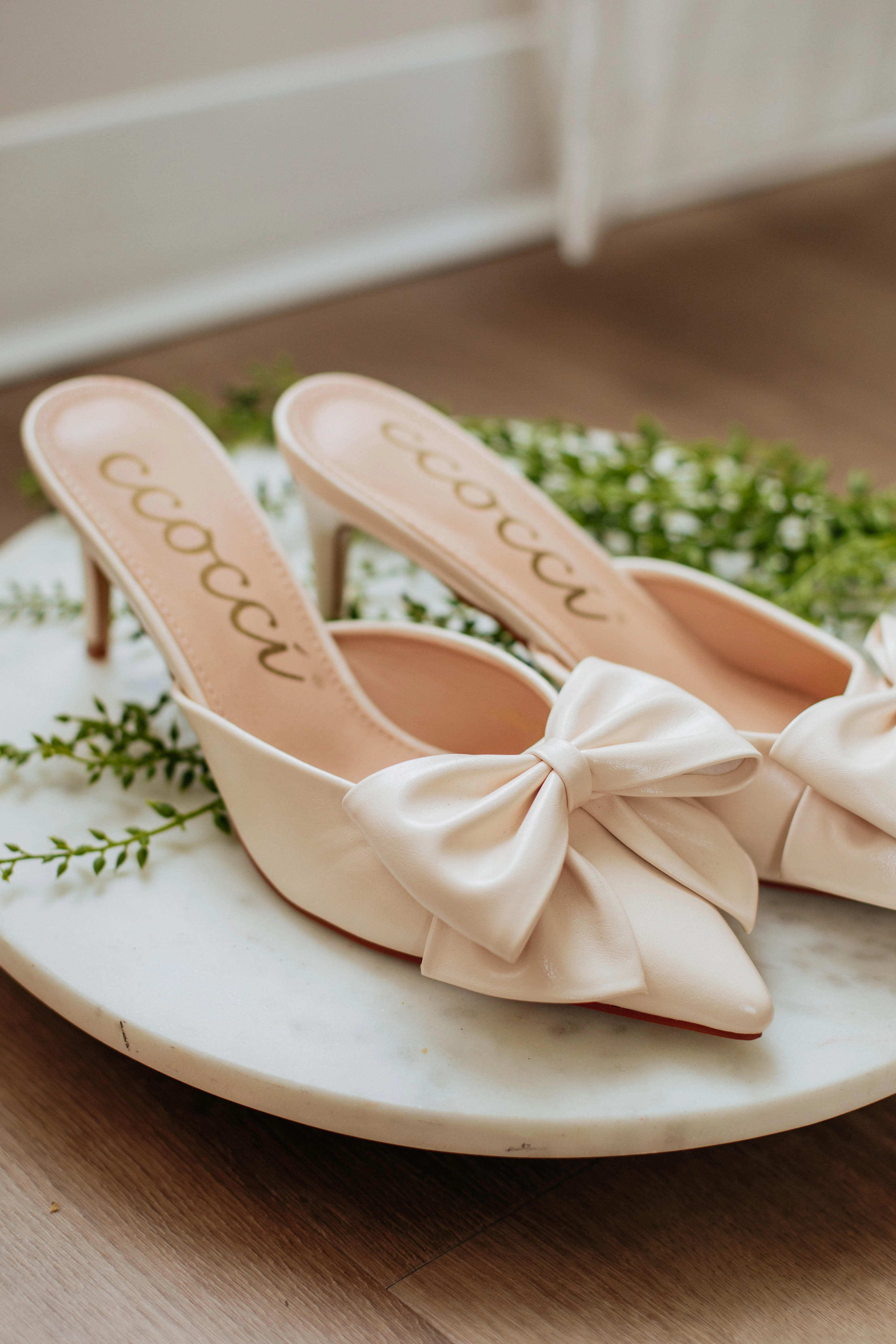 Make Way Heels Sturdy Build