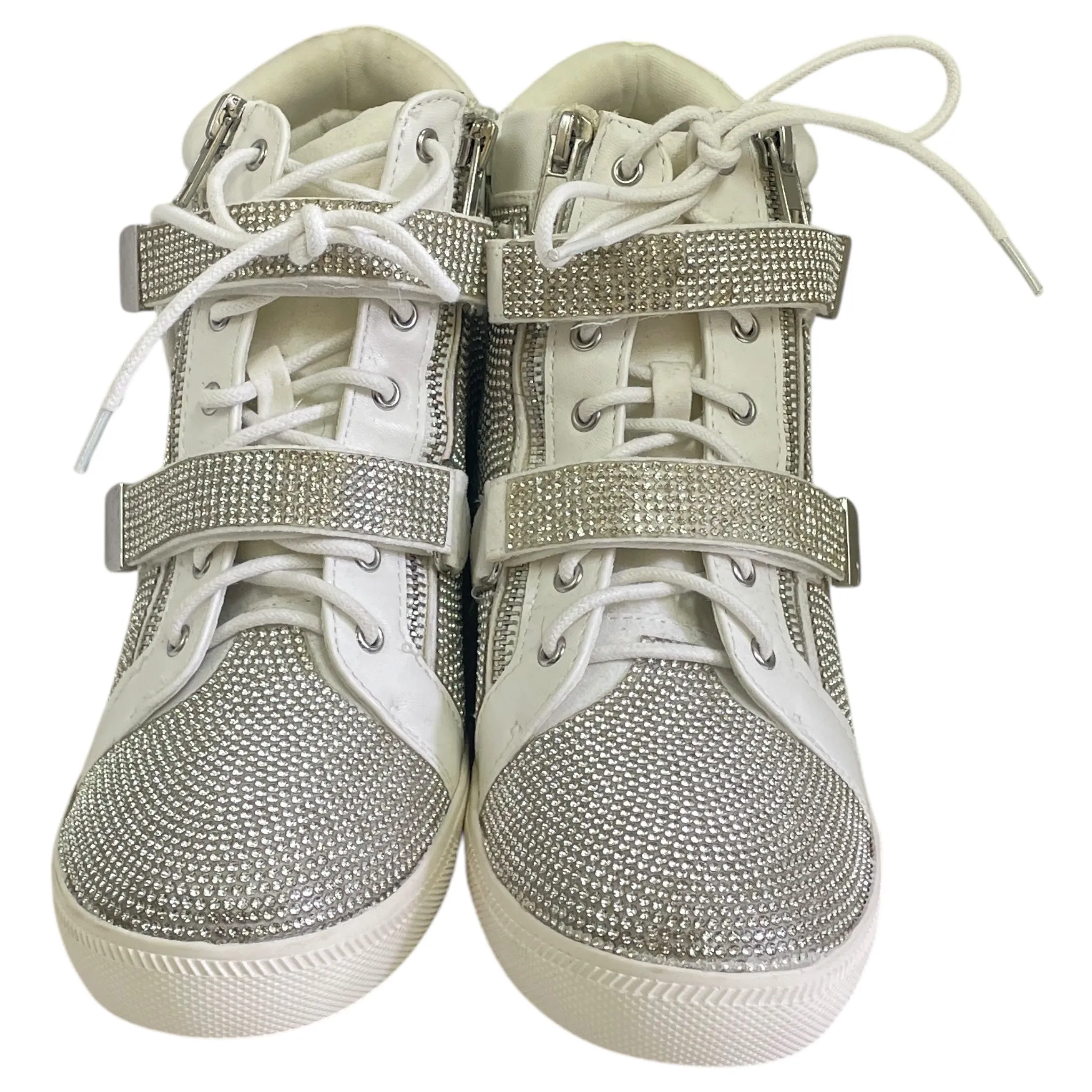 Shoes Sneakers By Inc In Silver, Size:9 Double Stitched