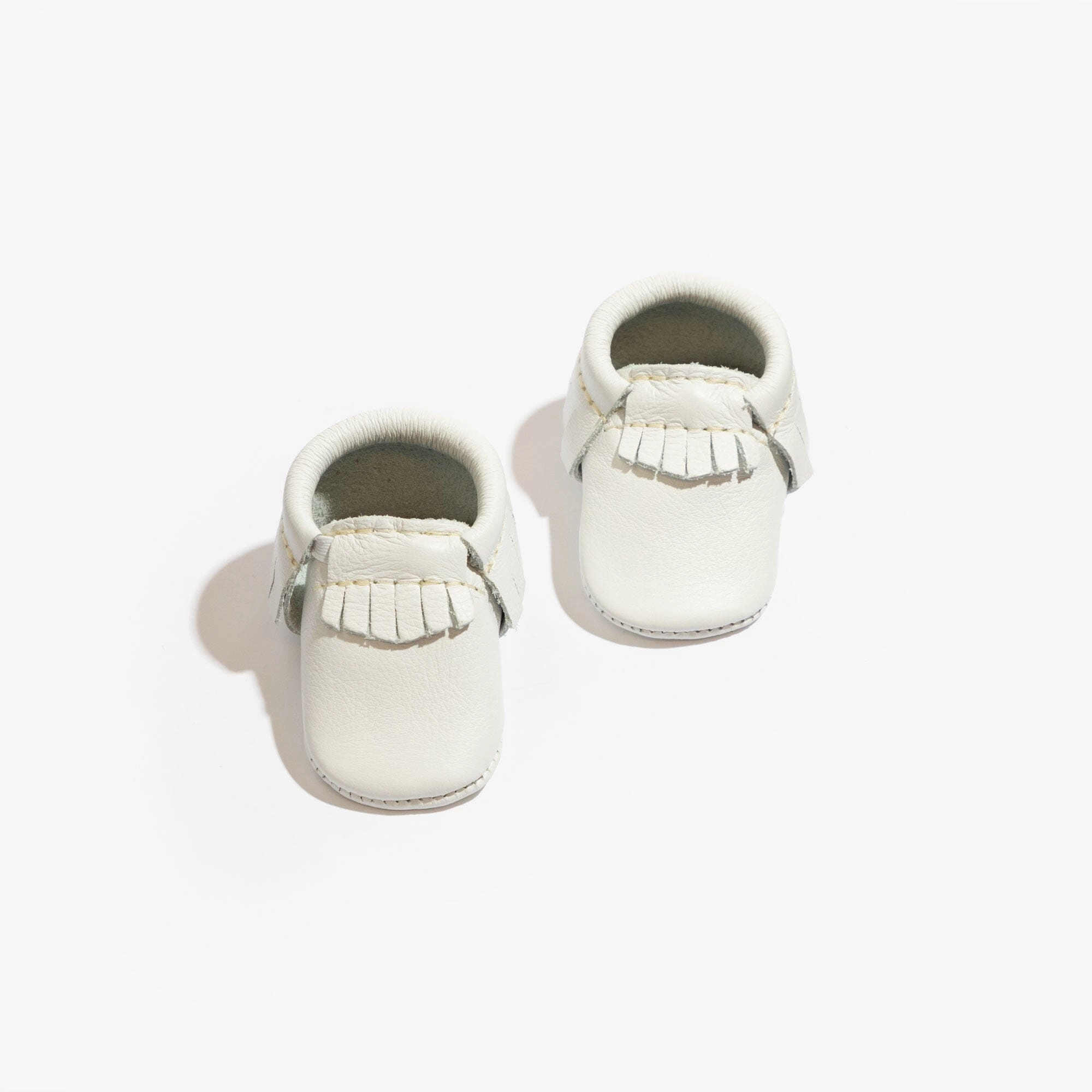 Easy Clean Surface Eco Friendly Newborn Bright White Moccasin Baby Shoe