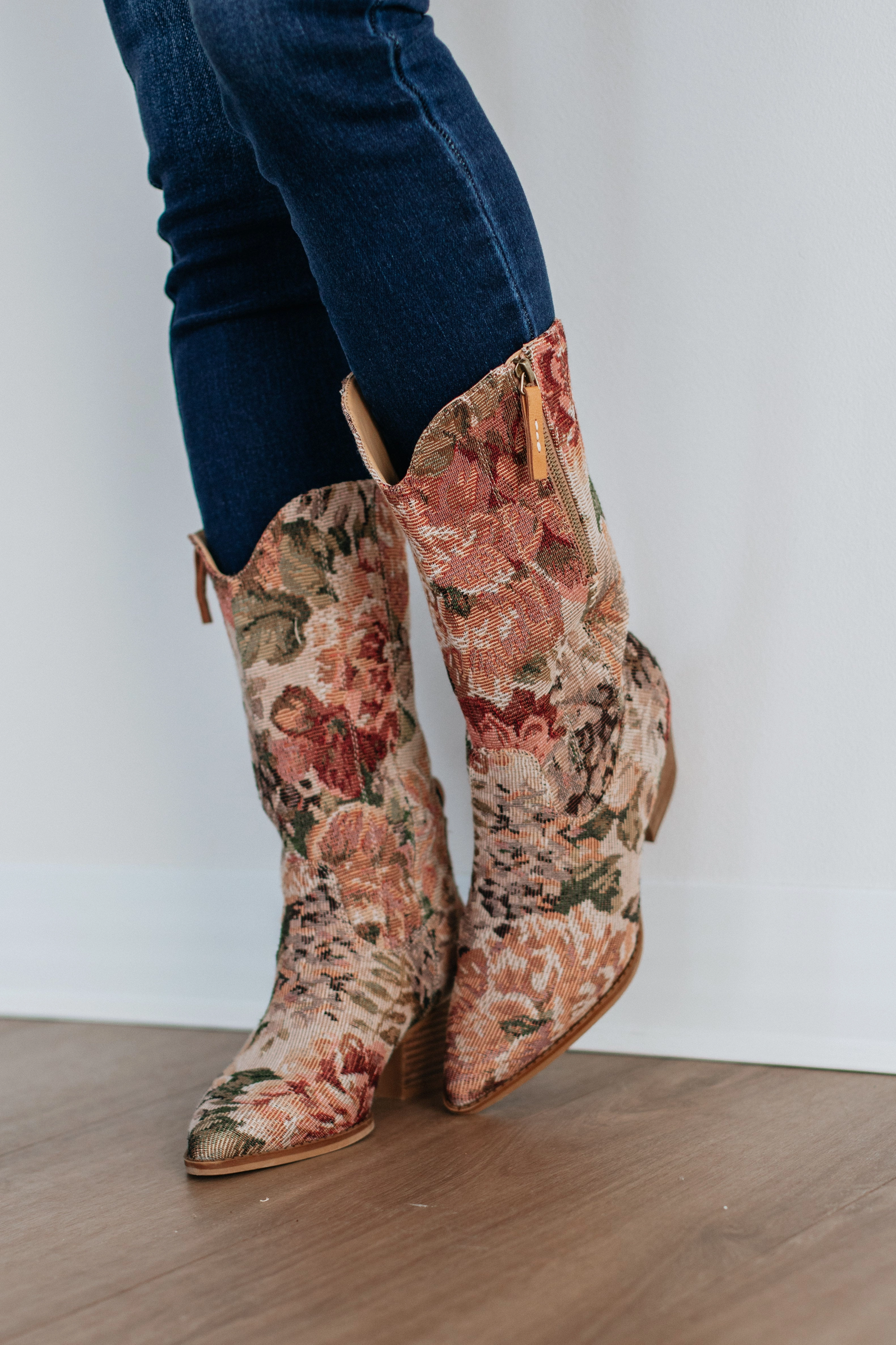 Rosewood Rider Cowgirl Boots Linen Air Compression Molded Midsole