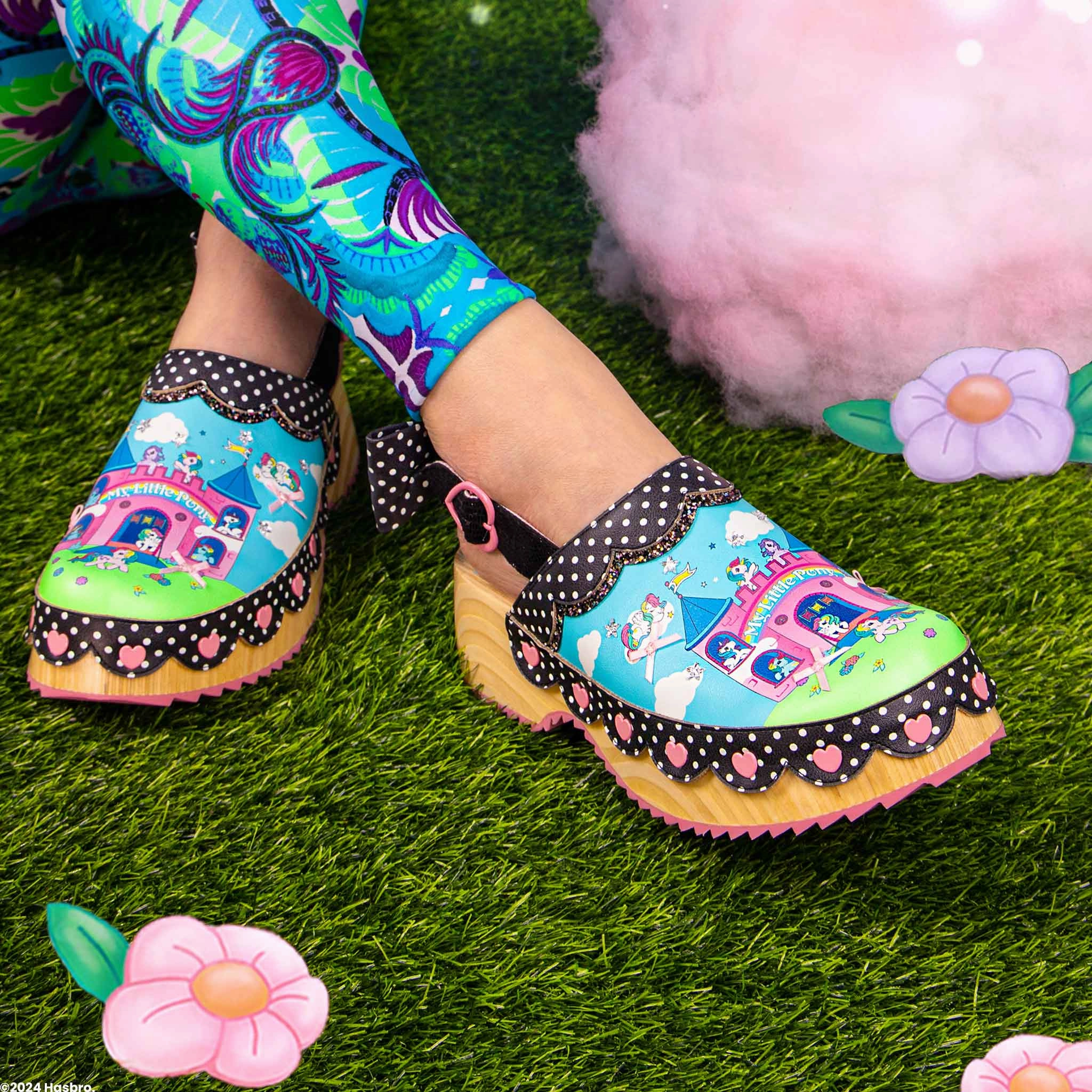 Lightweight Pony Palace