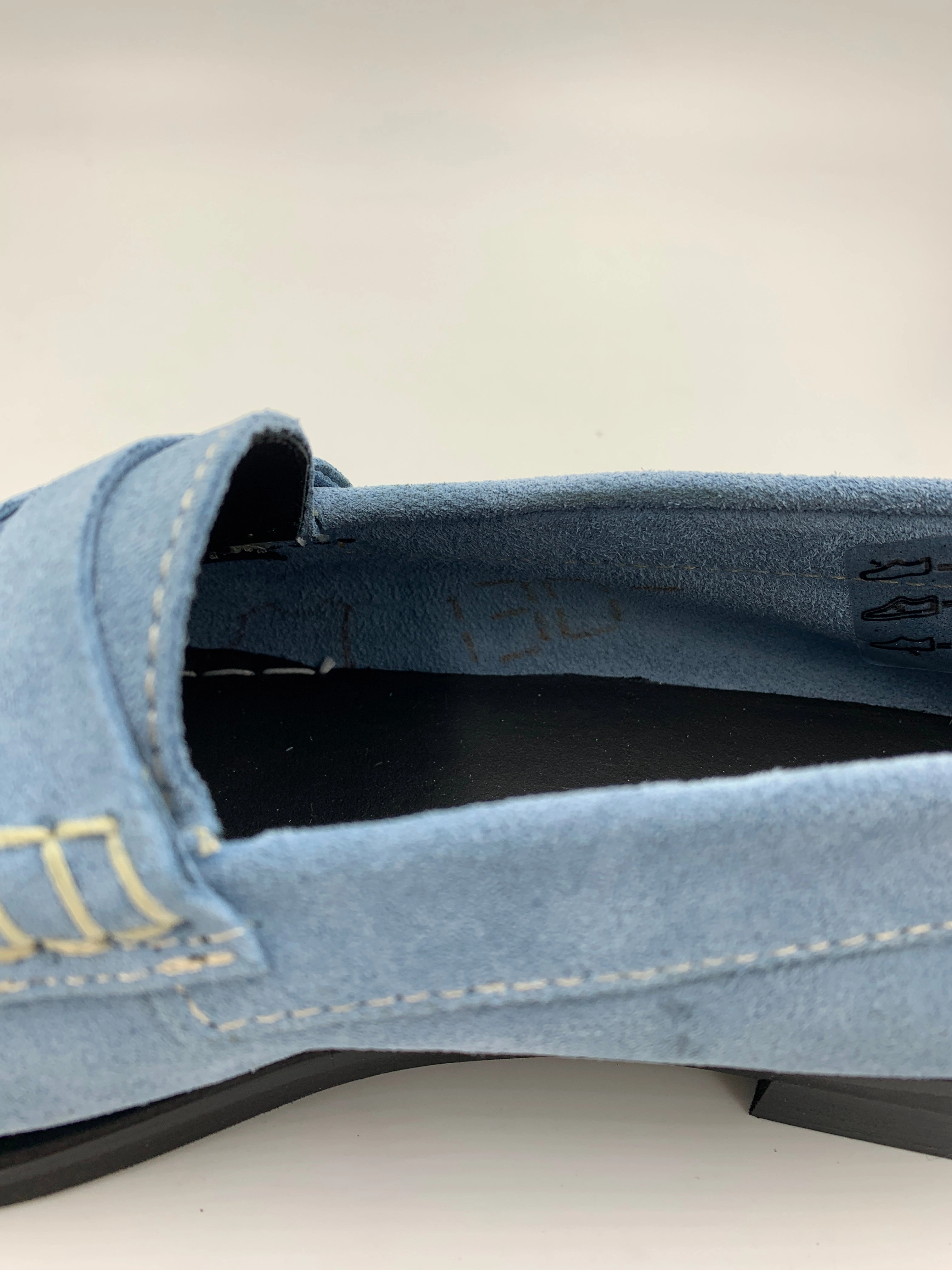 Tall friendly Narrow Fit Imperfect Napoli Sky Suede Loafer