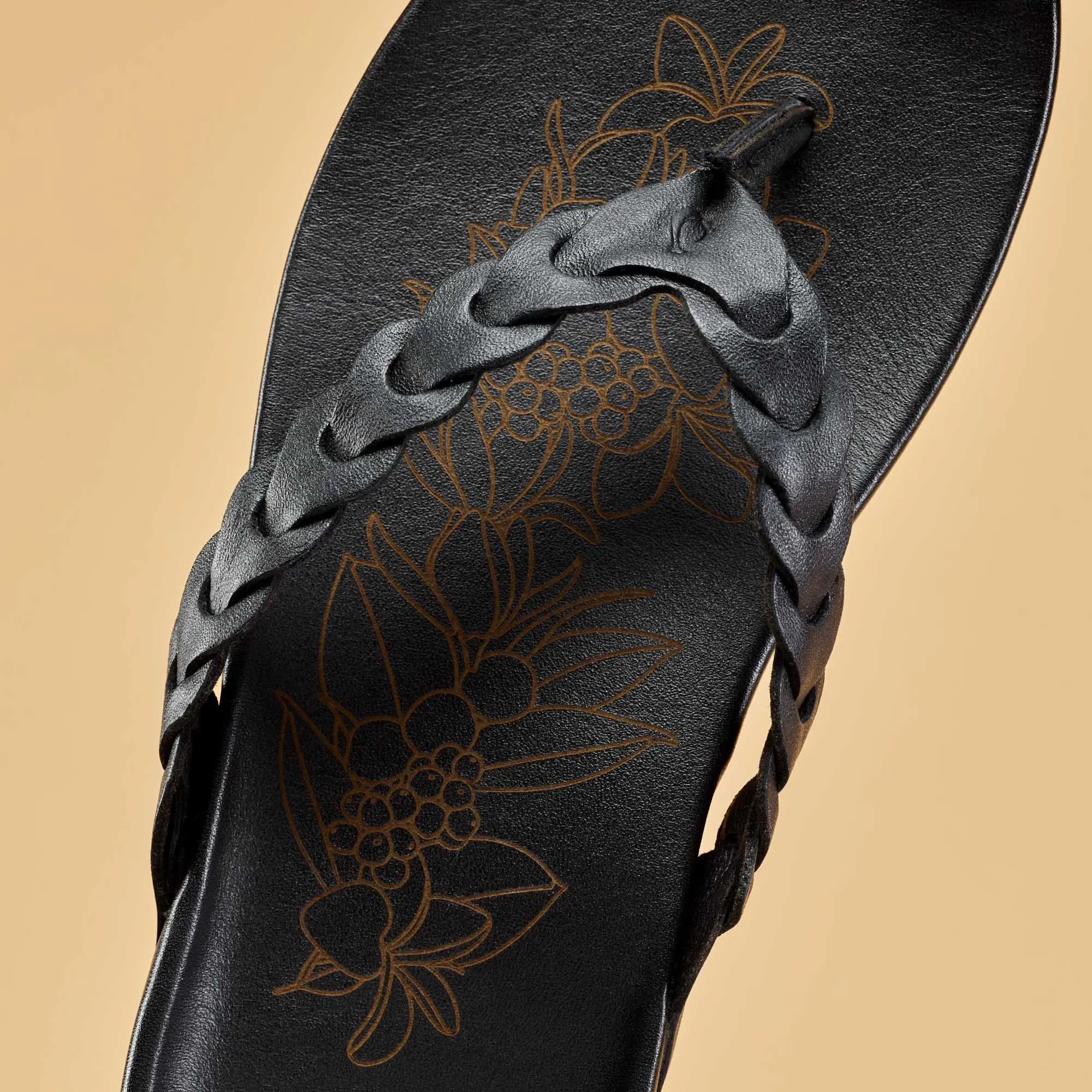 Thermoplastic Elastomer Frame Trendy And Comfortable Lei - Lava Rock