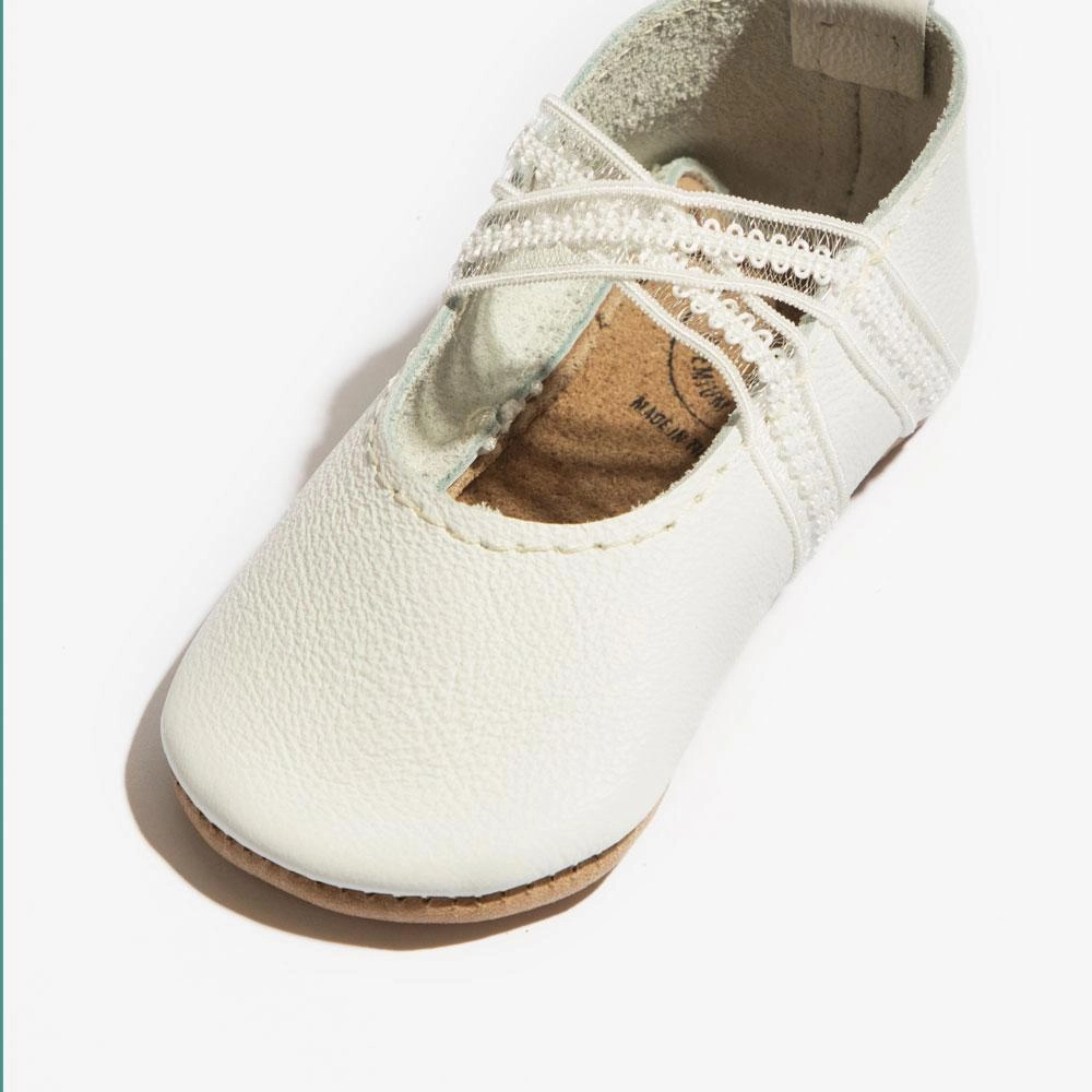 Lightweight Frame Ivory Lace Ballet Slipper Baby Shoe