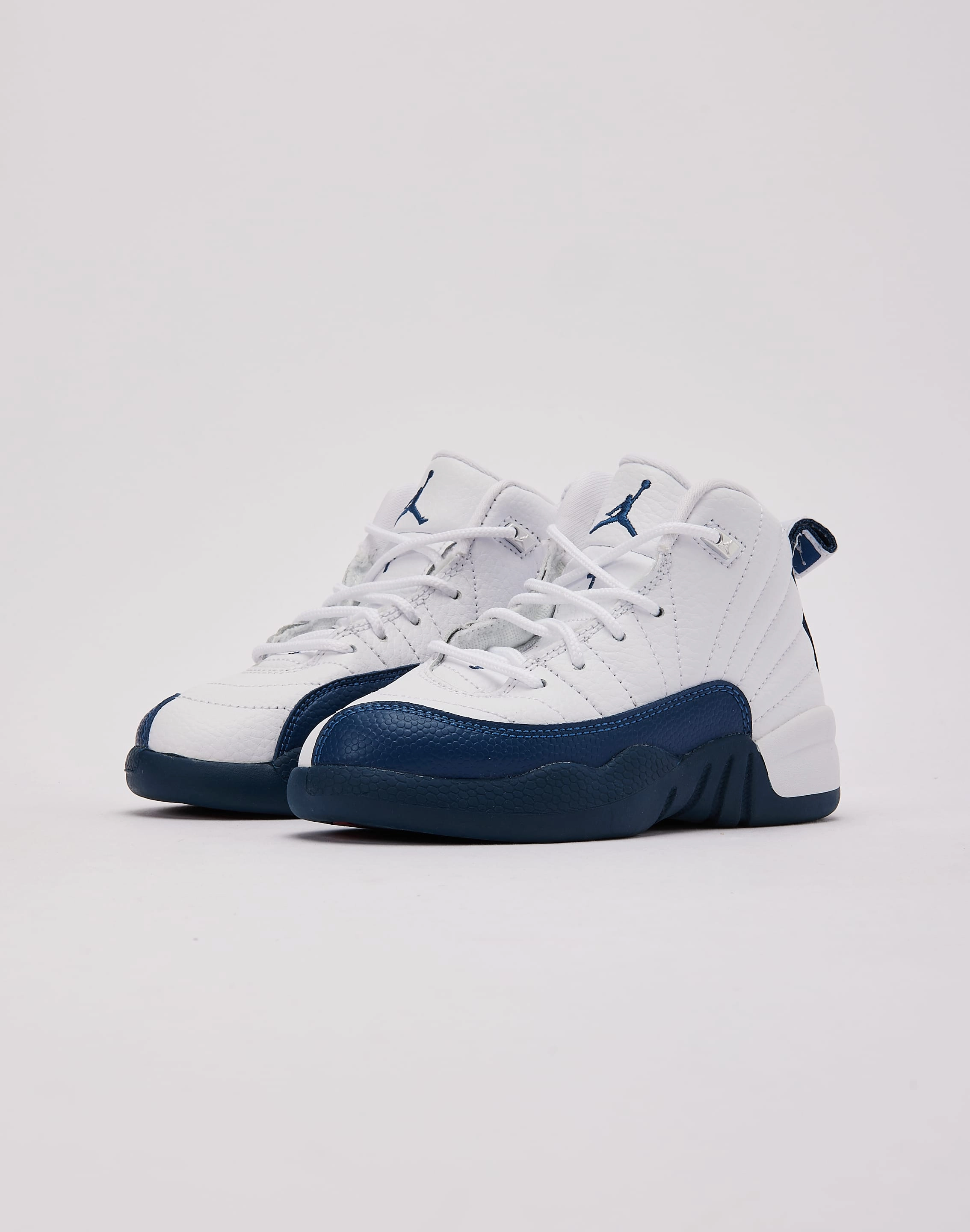 Narrow - fit kids' shoes Impact Resistant Jordan Air Jordan 12 Retro 'French Blue and White' Pre-School
