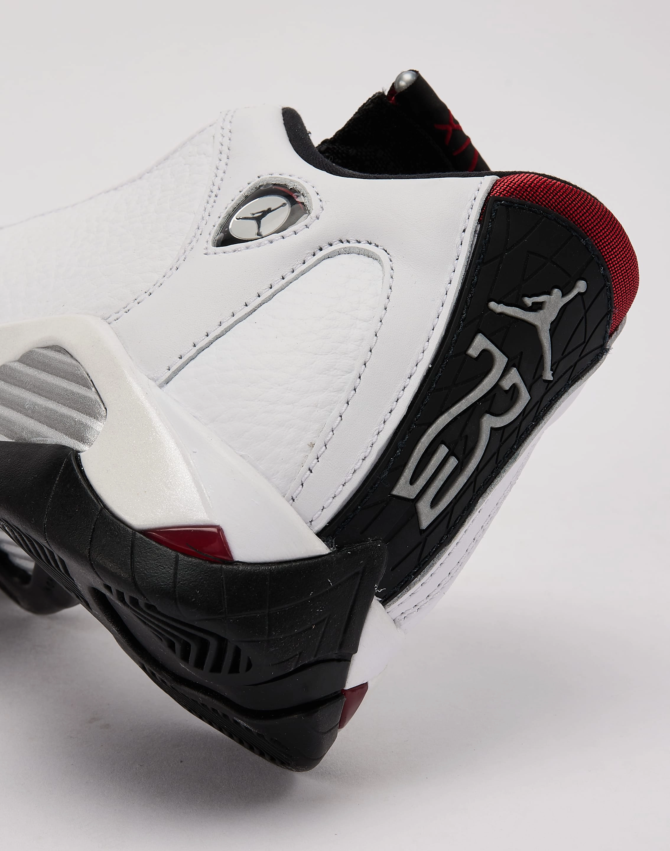 Jordan Air Jordan 14 Retro 'Black Toe' Grade-School Kids' indoor shoes