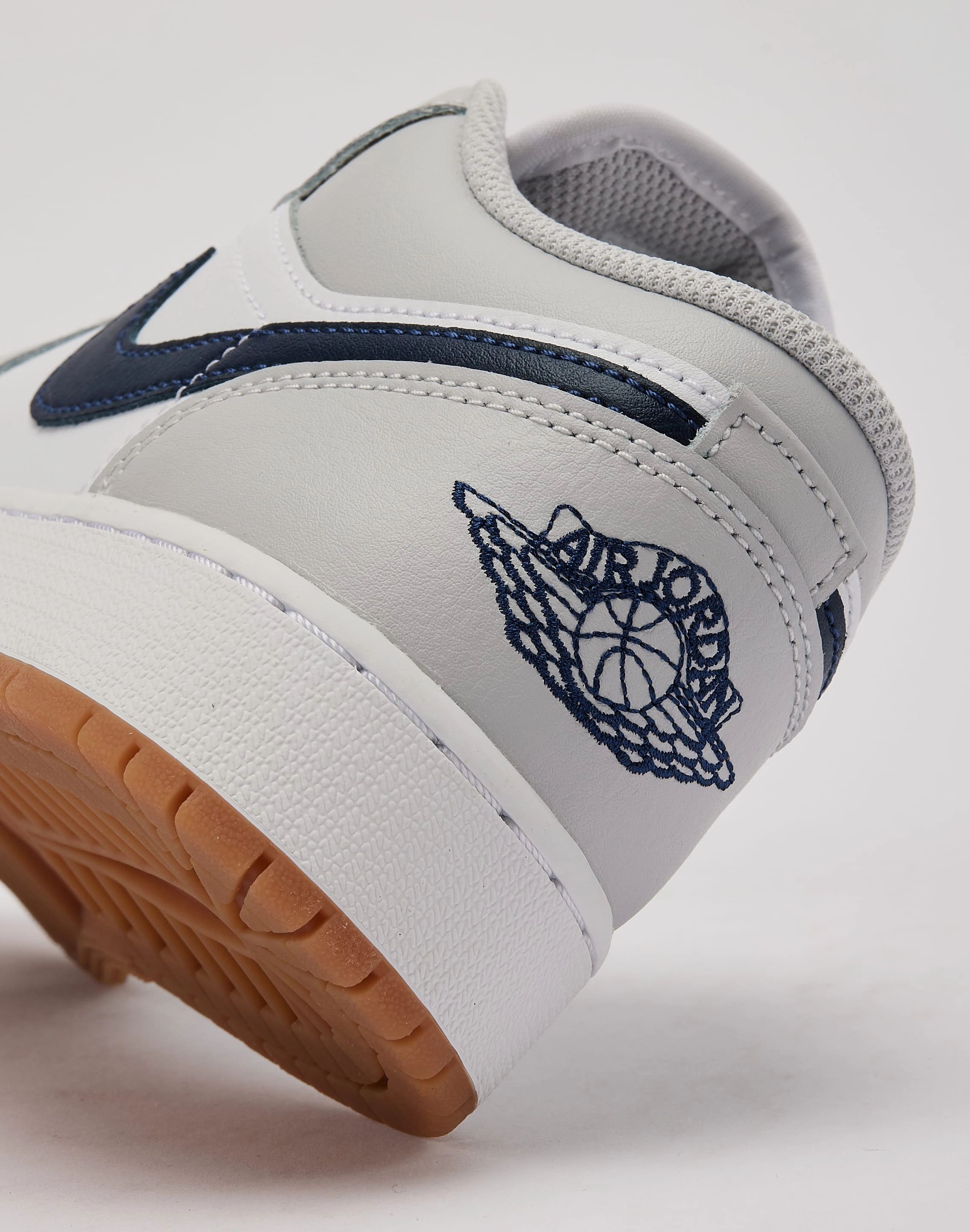 Jordan Air Jordan 1 Low Grade-School FlexGroove Flat - heeled kids' shoes