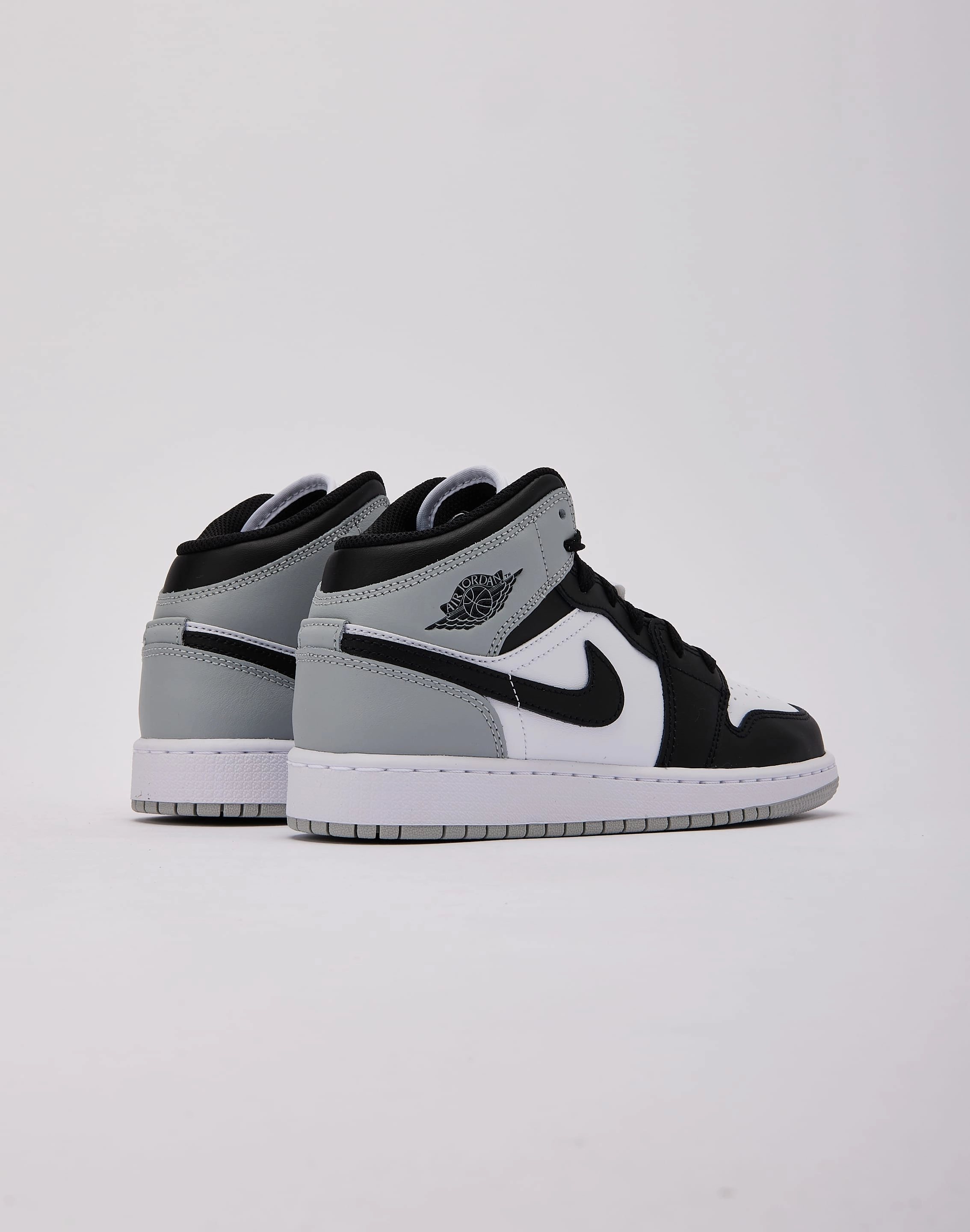 Jordan Air Jordan 1 Mid Grade-School Soft Leather