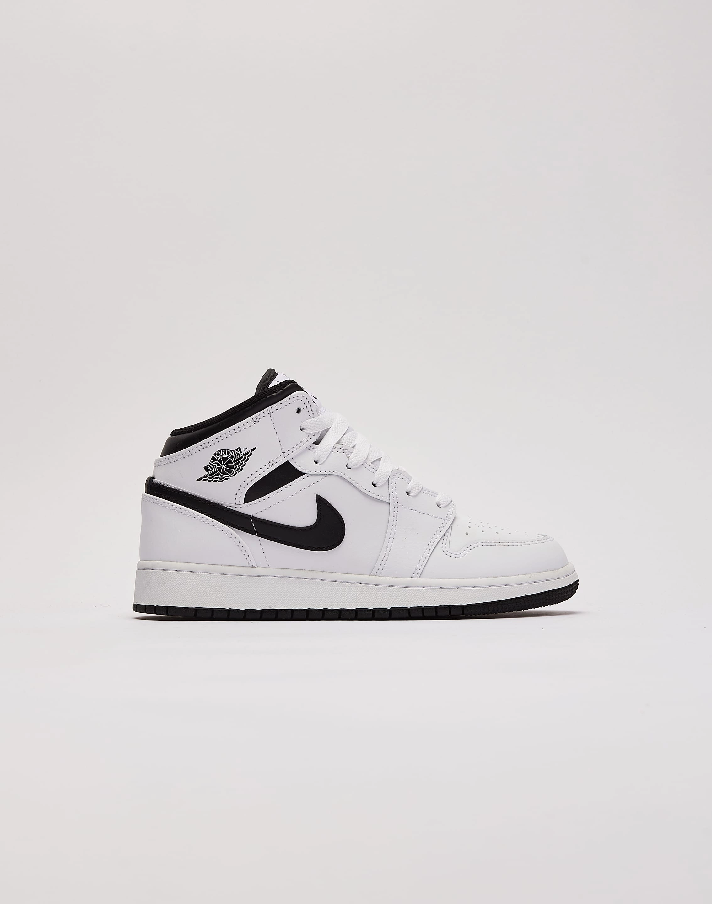 Jordan Air Jordan 1 Mid Grade-School Party outfits for children