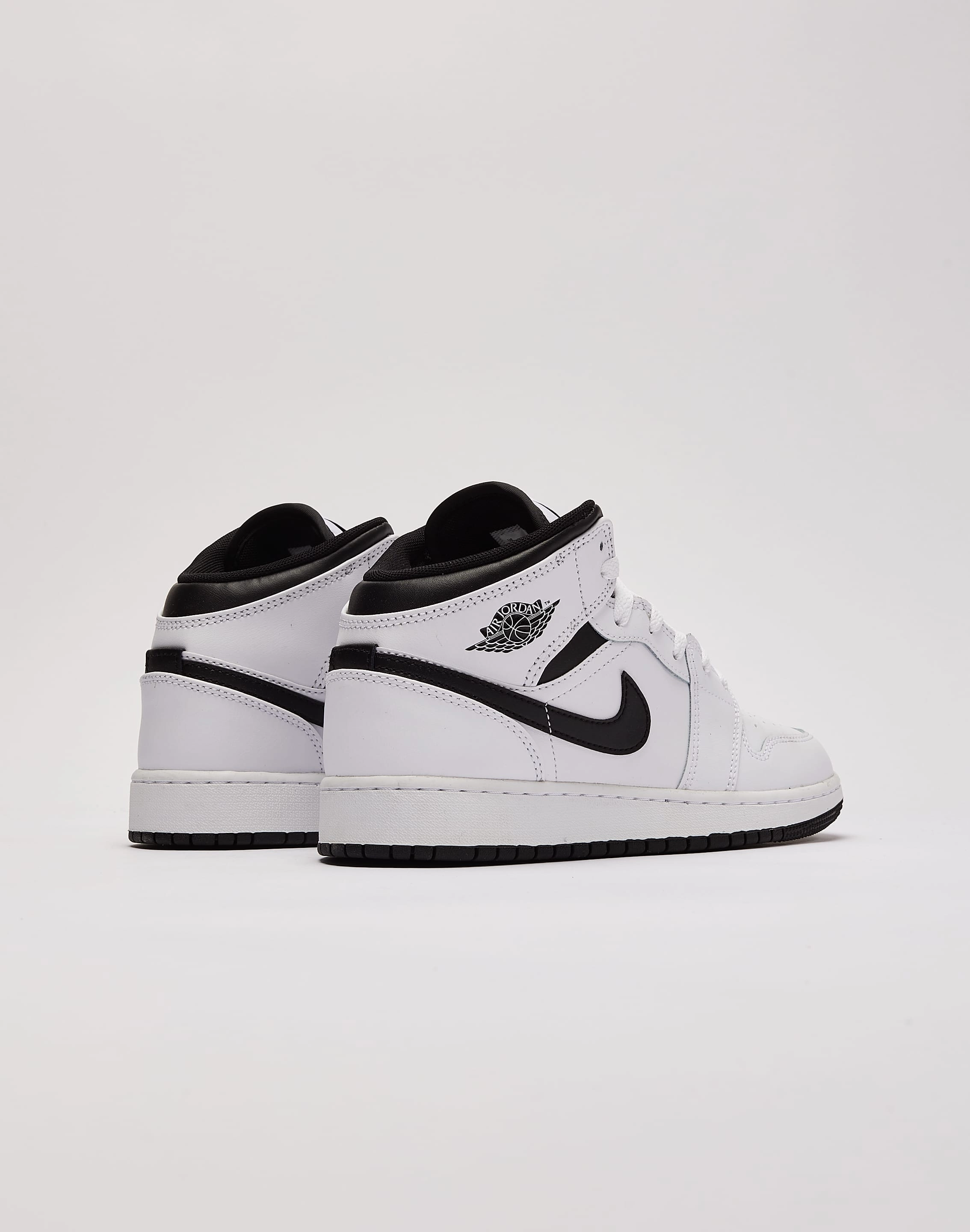 Formal kids' shoes Leather kids' shoes Jordan Air Jordan 1 Mid Grade-School