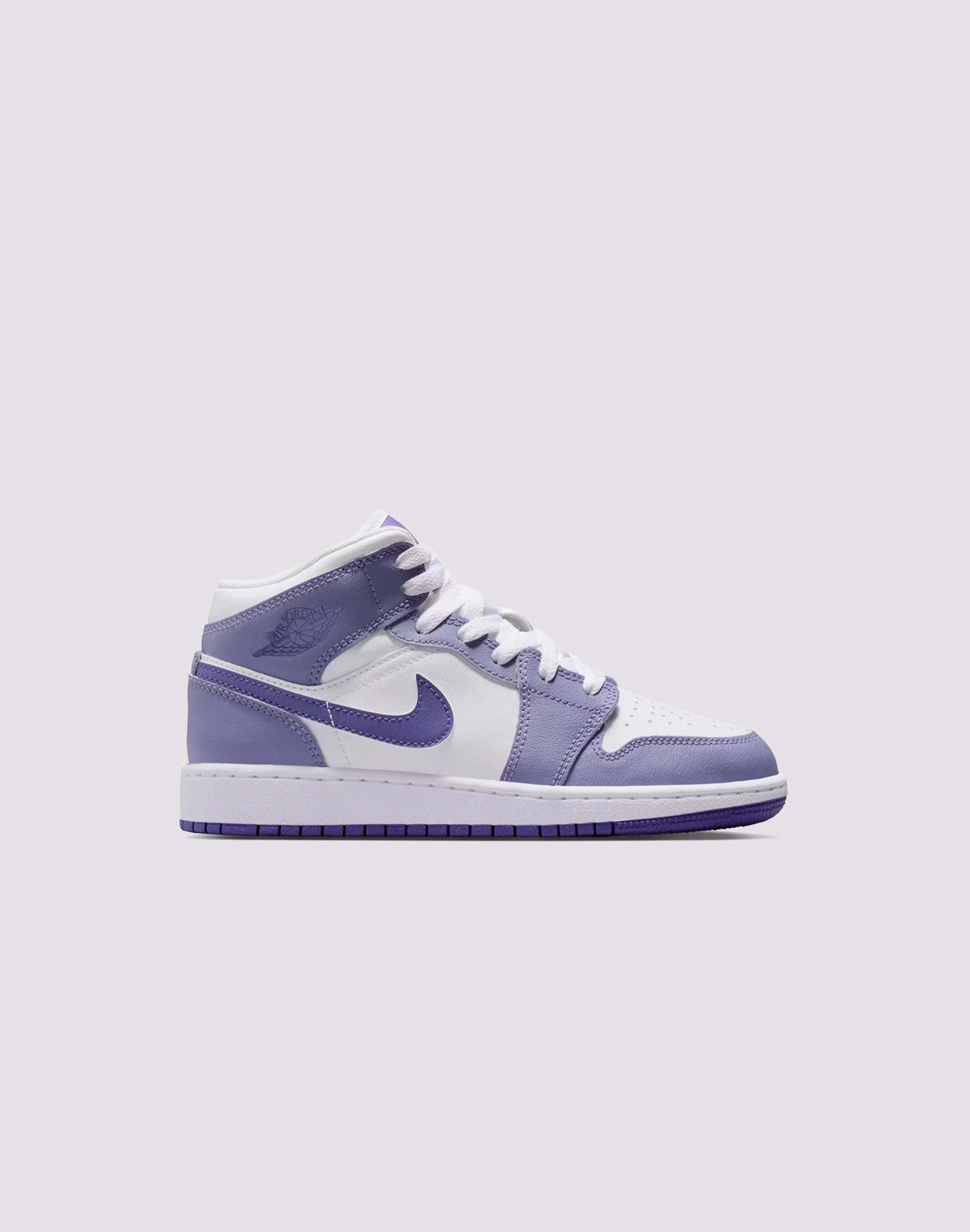 Comfortable Design Jordan Air Jordan 1 Mid Grade-School