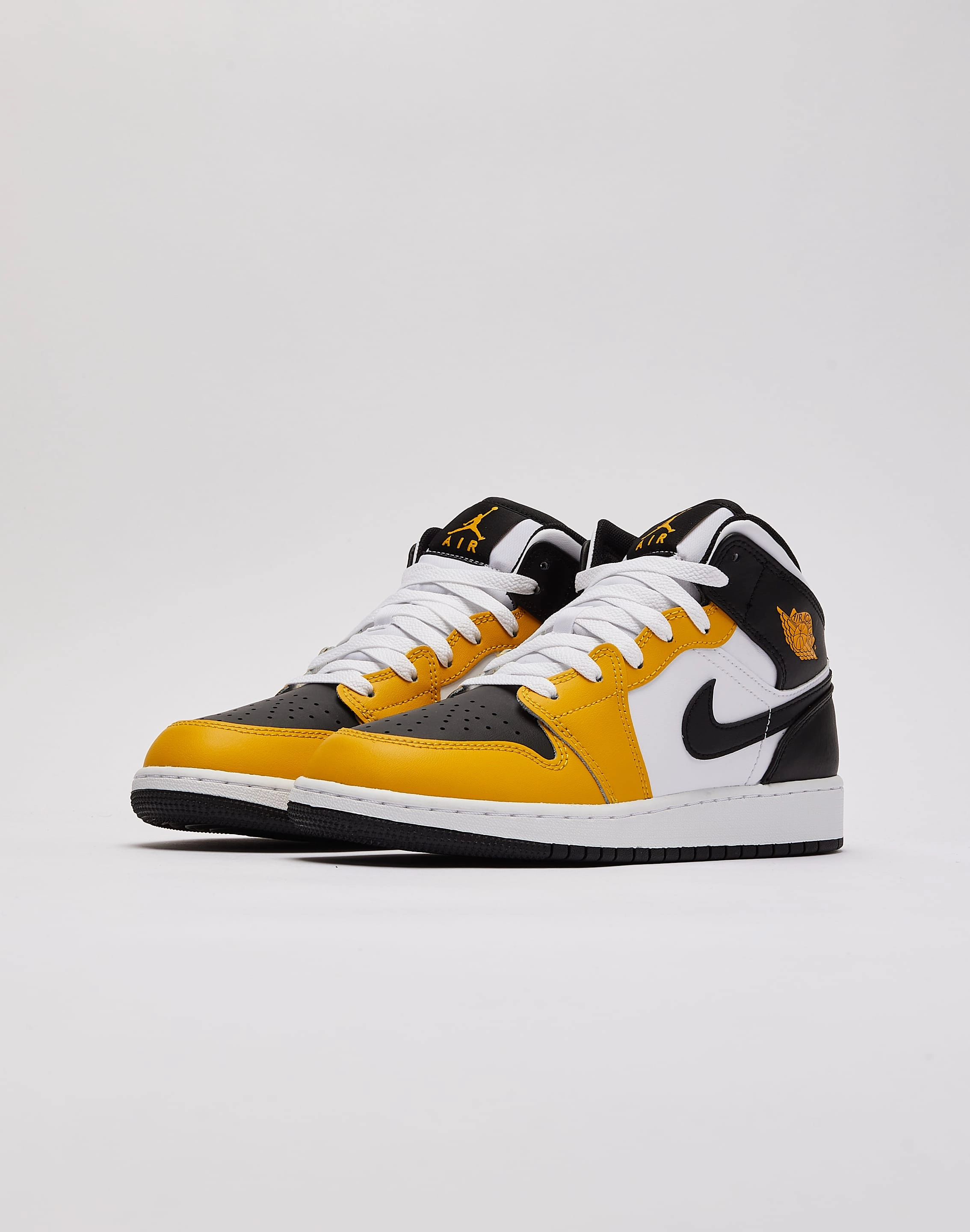 Jordan Air Jordan 1 Mid Grade-School Easy Adjust Straps