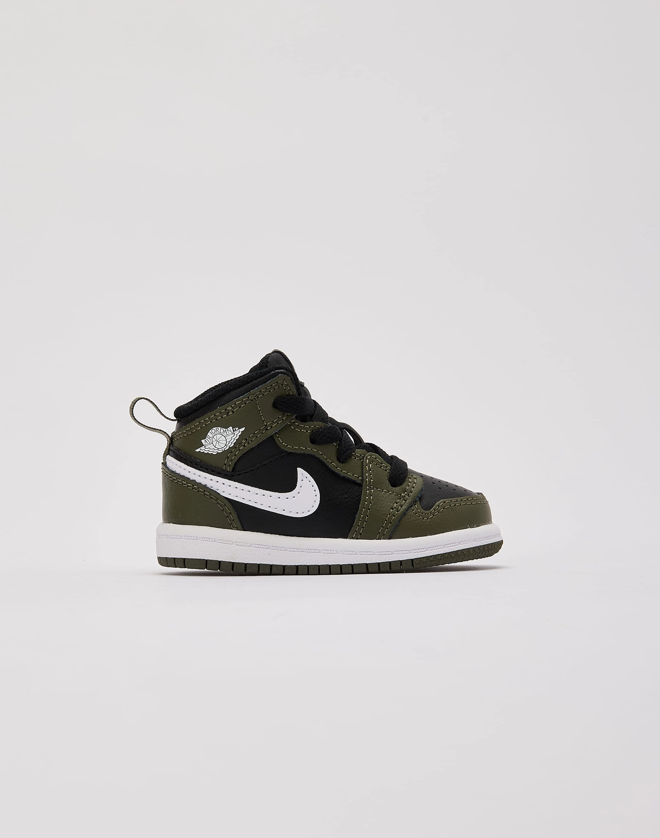 Enhanced Traction Stretchable Collar Jordan Air Jordan 1 Mid Infant