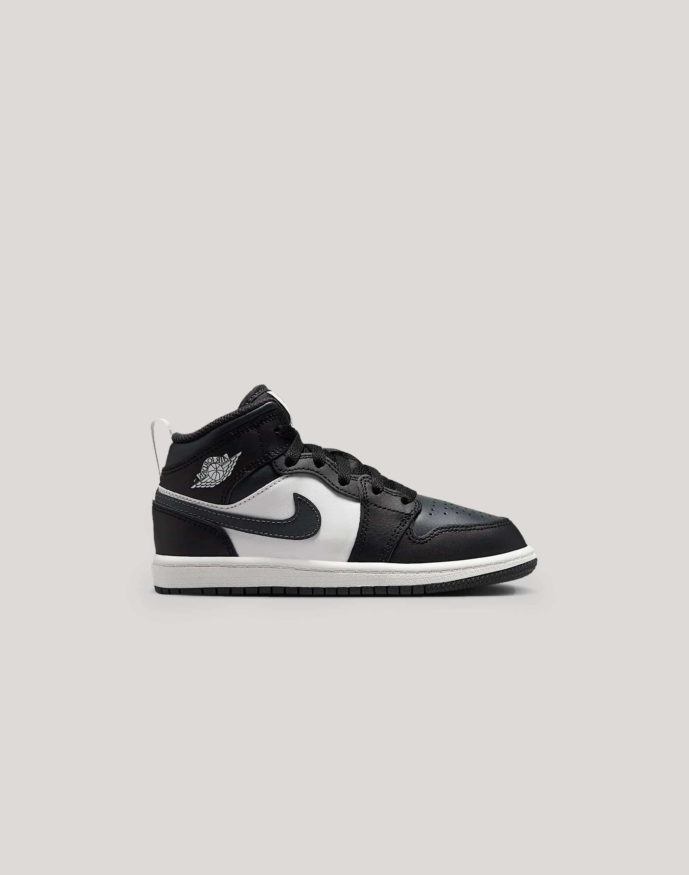 Jordan Air Jordan 1 Mid Pre-School Mesh kids' shoes Seamless Interior