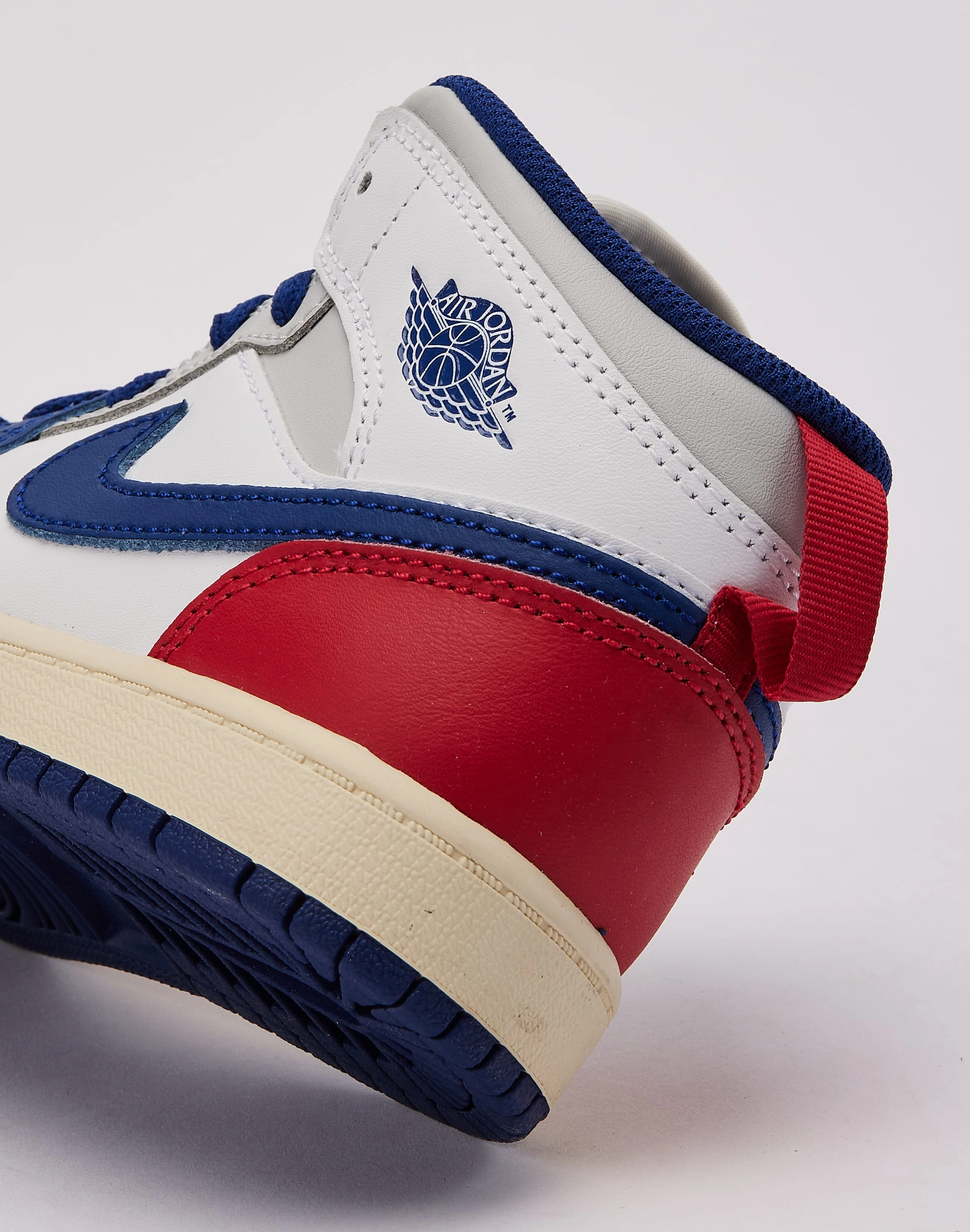 Removable Insole Option Anti Bacterial Jordan Air Jordan 1 Mid Pre-School