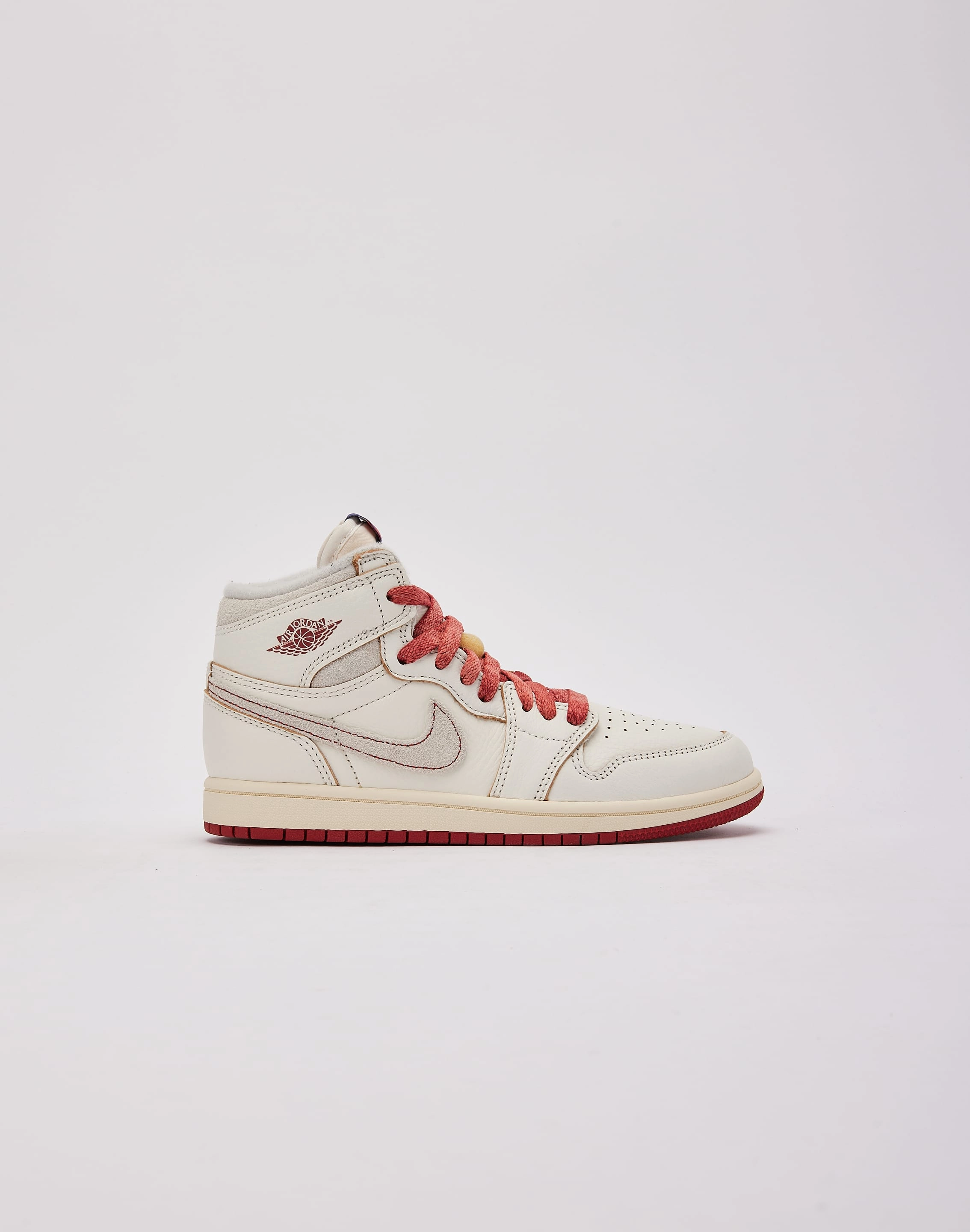 Reinforced heel All Day Comfort Jordan Air Jordan 1 Retro High OG 'Rare Air' Pre-School