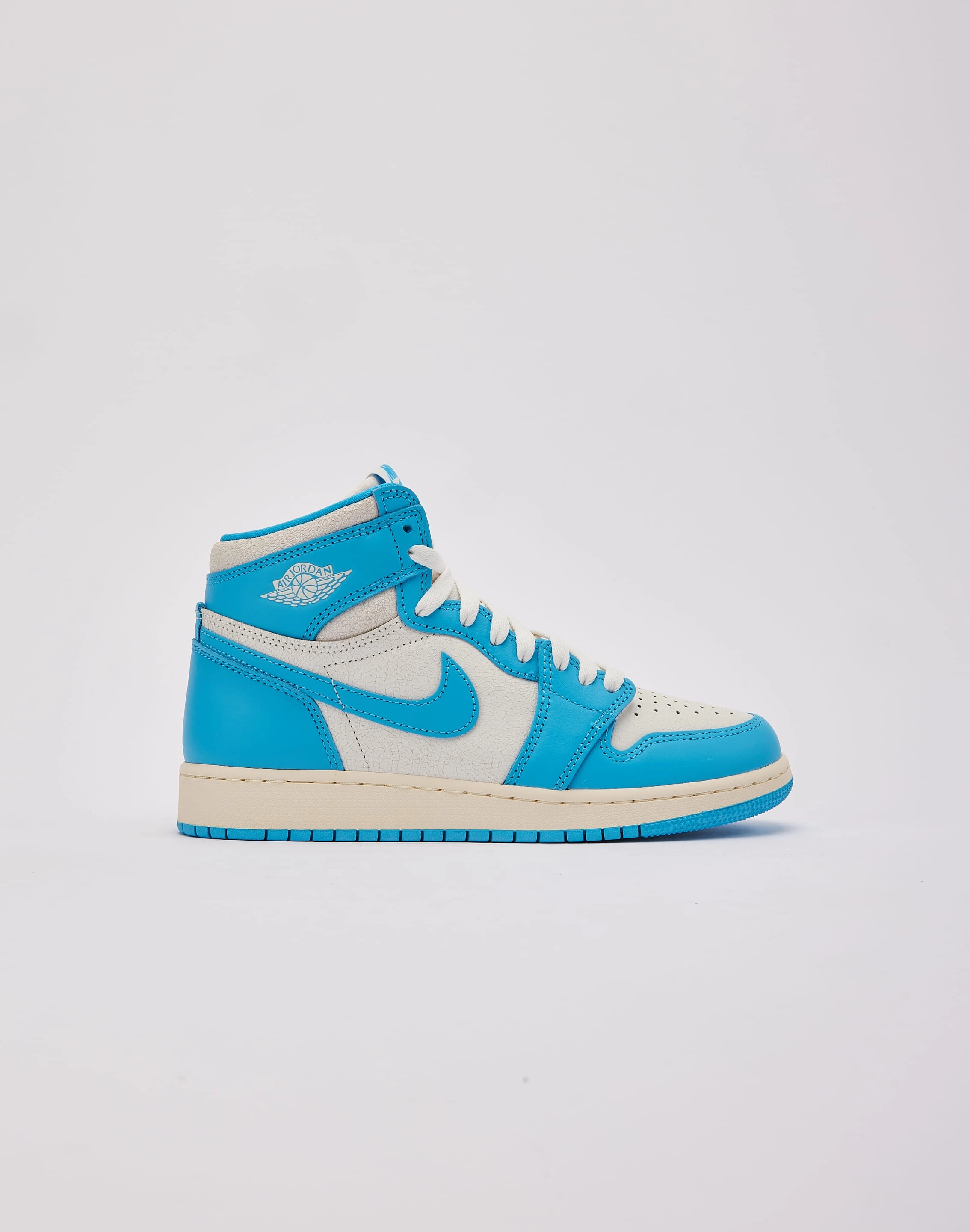 Flexible Upper CushionedFootbed Jordan Air Jordan 1 Retro High OG 'UNC Reimagined' Grade-School
