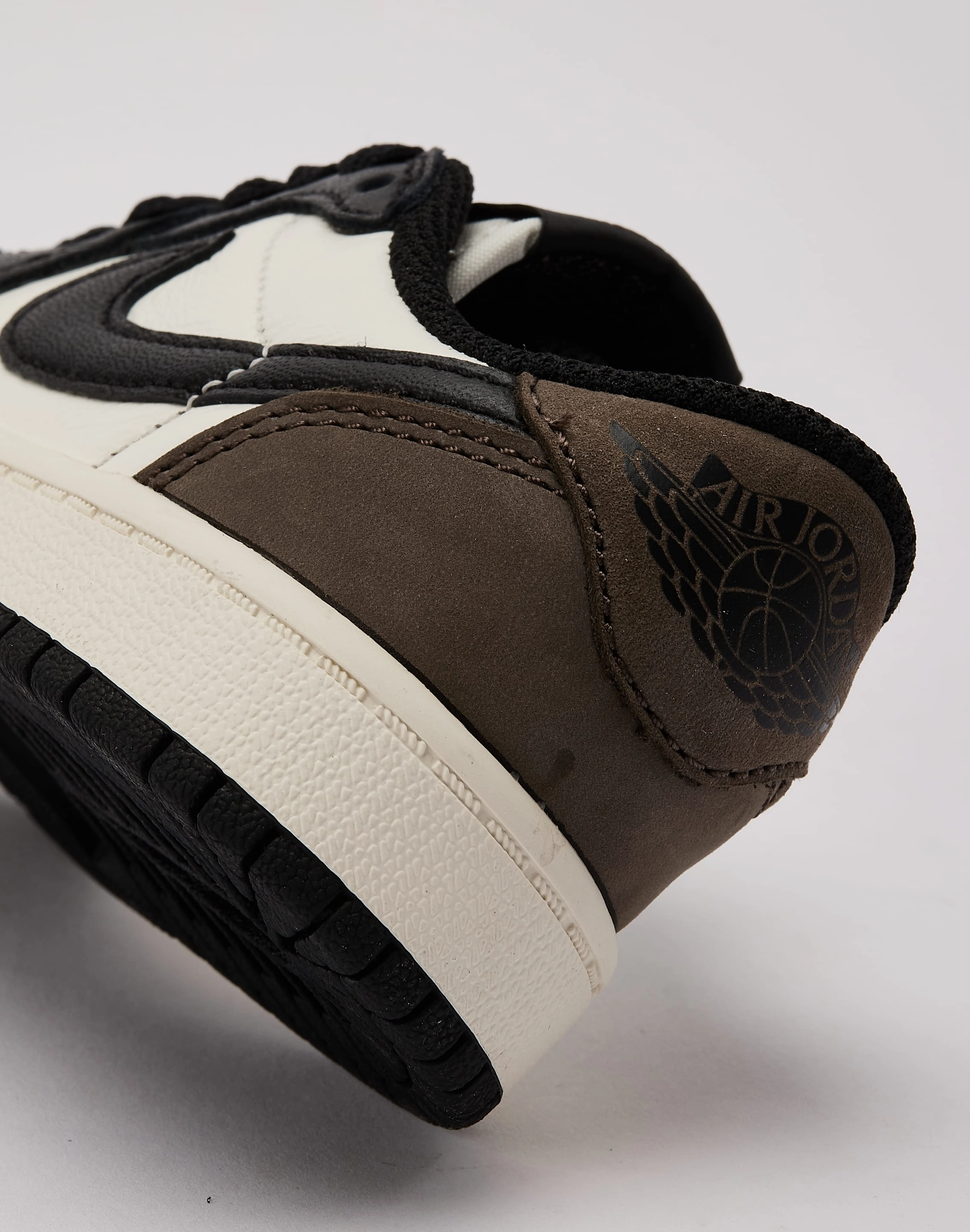 Anti Slip Tread Jordan Air Jordan 1 Retro Low OG 'Mocha' Pre-School