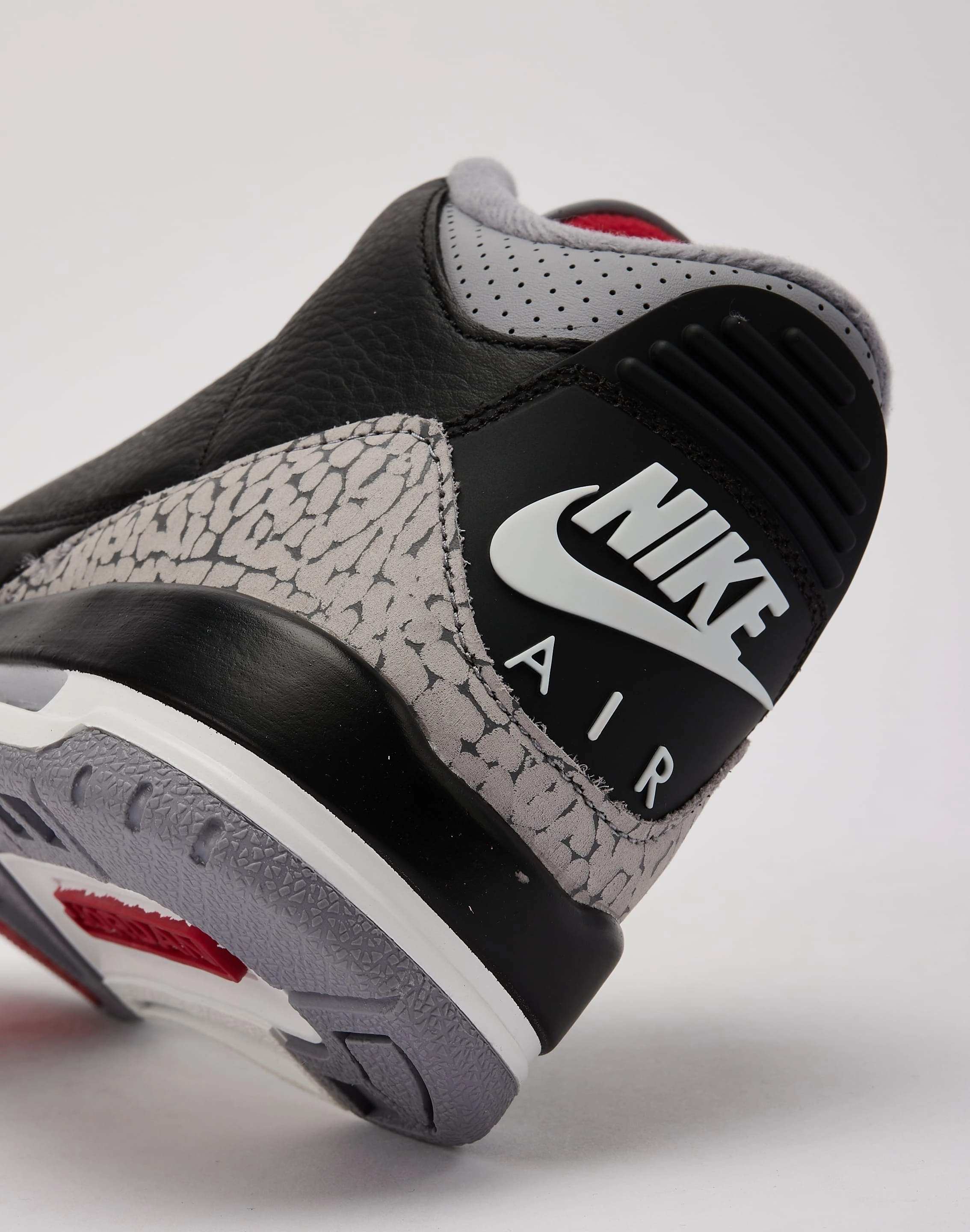 SlipResistantSoles BreathableLiner Jordan Air Jordan 3 Retro 'Black Cement' Grade-School