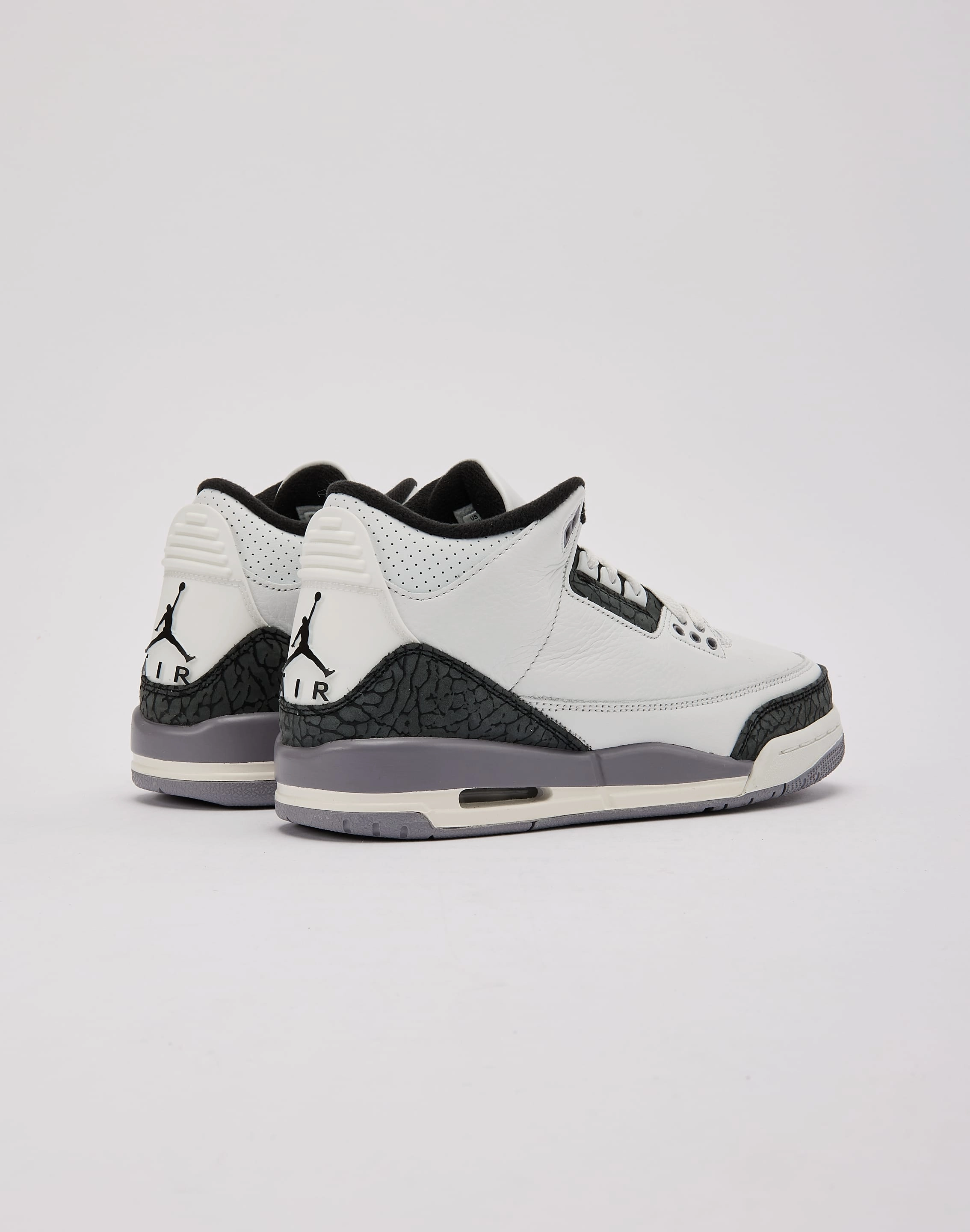 Jordan Air Jordan 3 Retro 'Cement Grey' Grade-School HandStitchedEdge