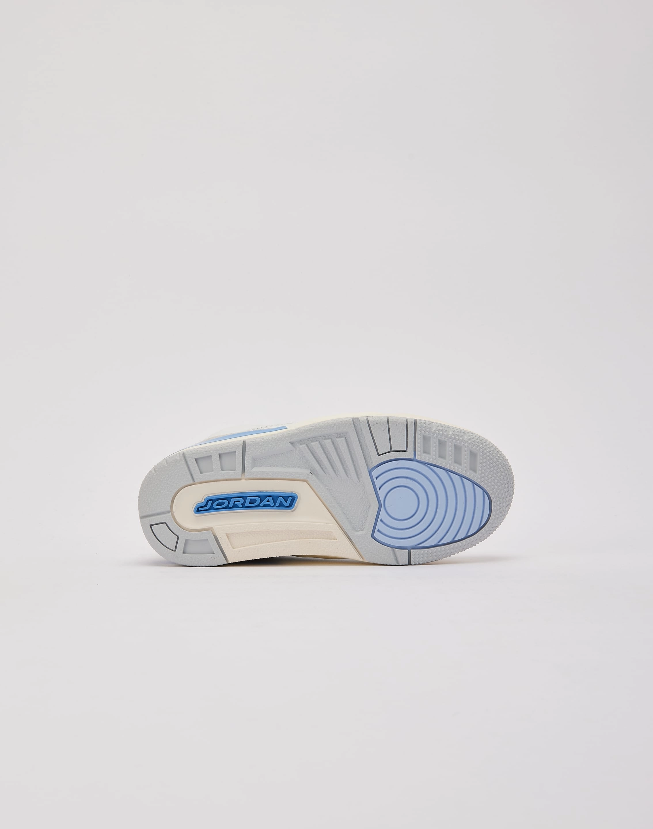 ReinforcedToeCap Flex Groove Technology Jordan Air Jordan 3 Retro 'Lucky Shorts' Pre-School