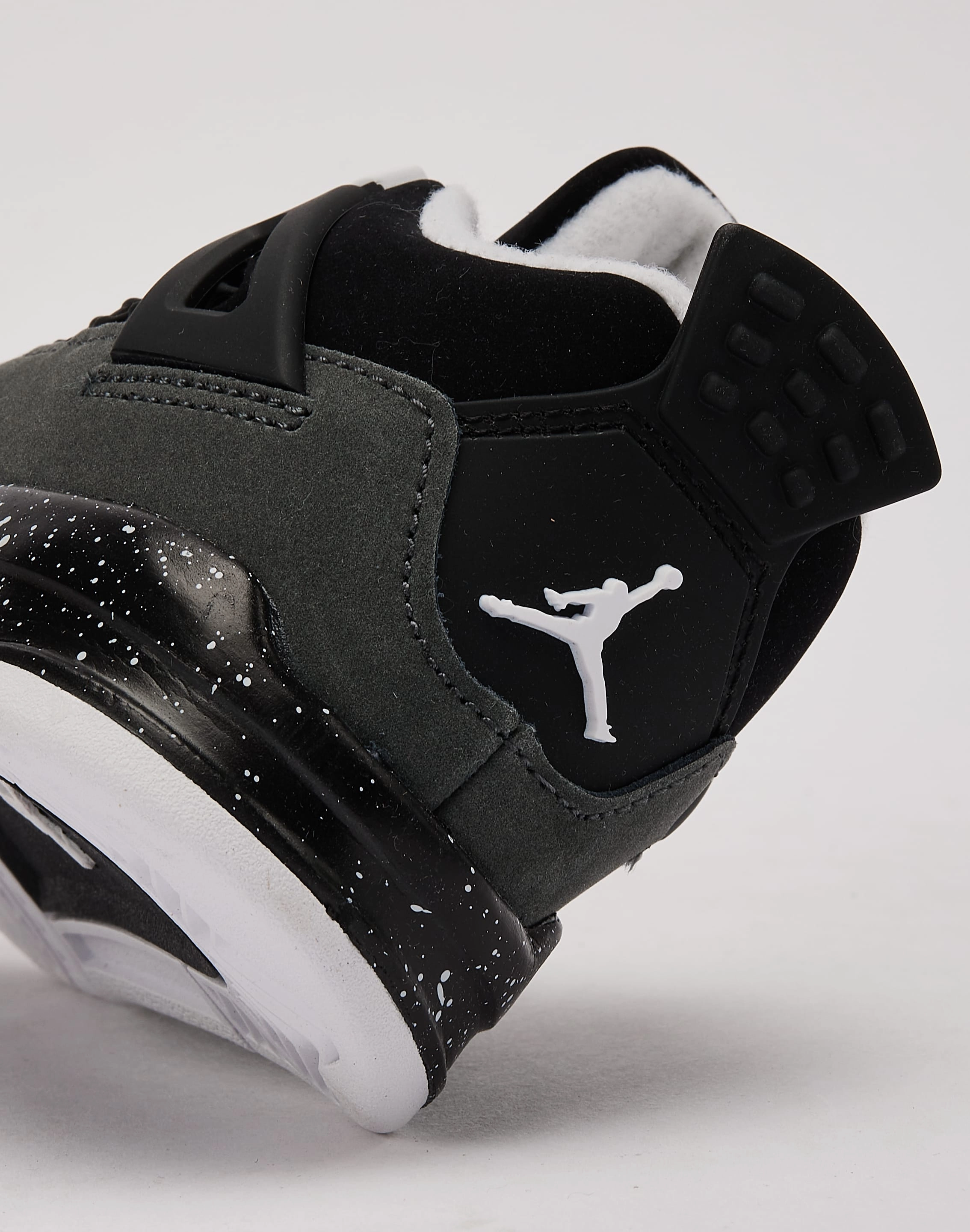 Wide - fit kids' shoes Jordan Air Jordan 4 Retro 'Fear' Toddler