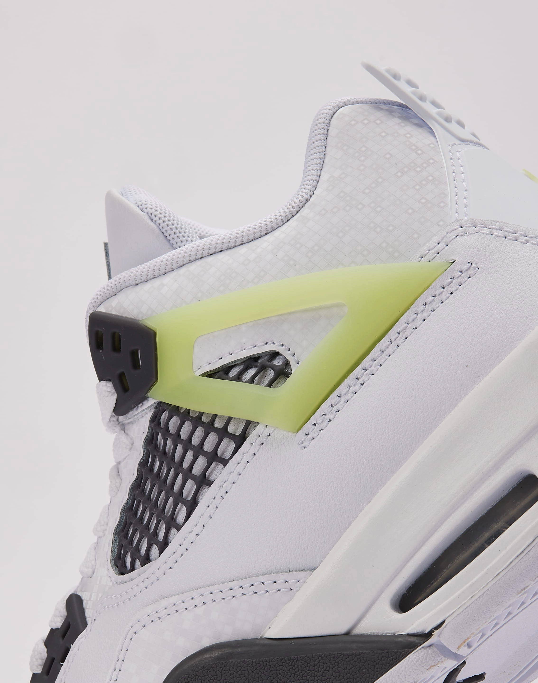 Jordan Air Jordan 4 Retro 'Light Lemon Twist' Grade-School Wide Fit Options Stretchable